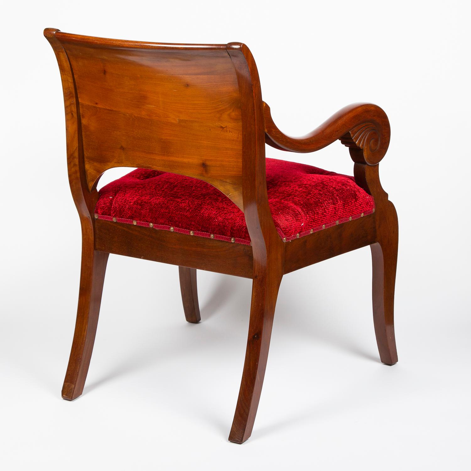 Pair of Mahogany Armchairs with Carved and Inlaid Decoration For Sale 8