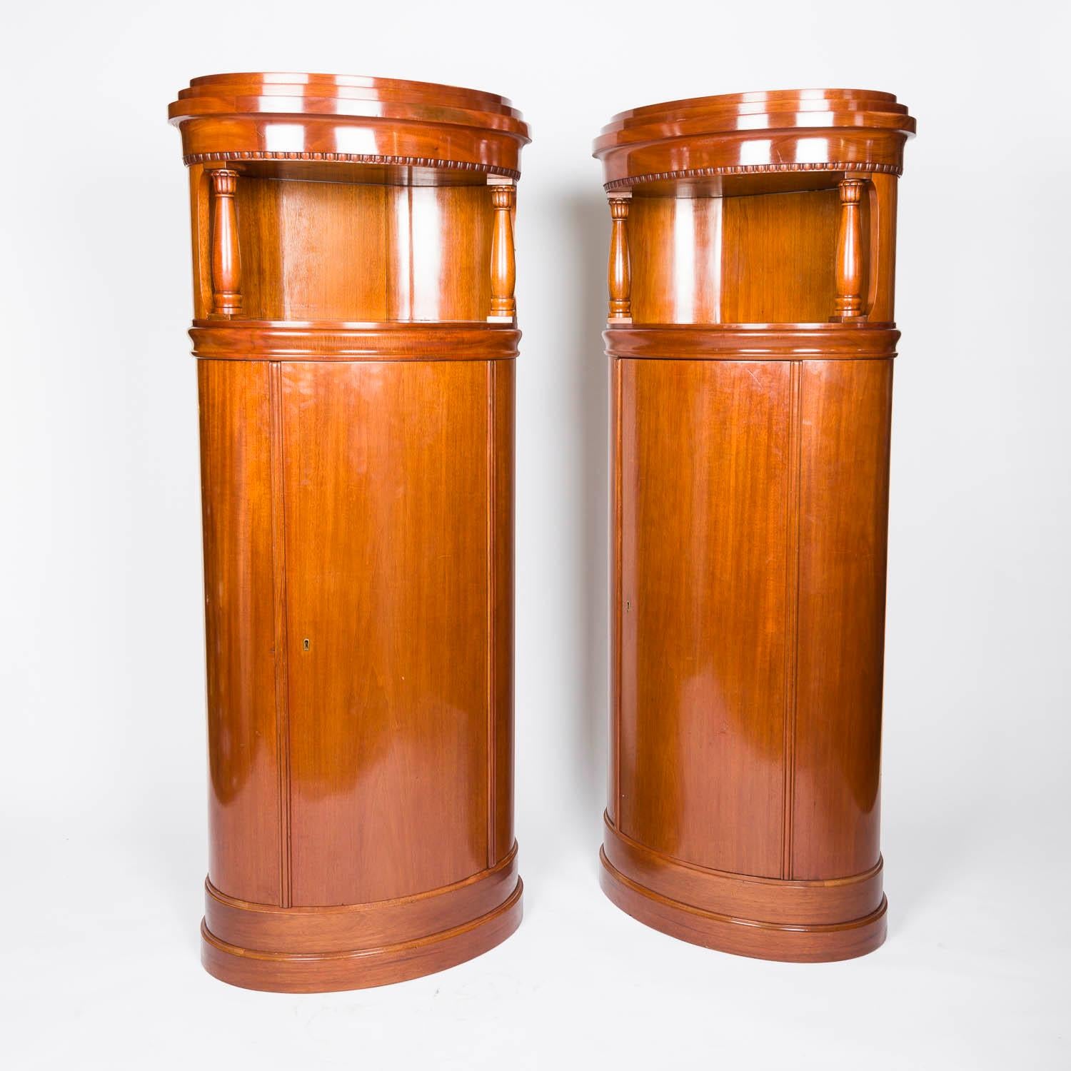 A pair of mahogany oval cabinets, Denmark, circa 1910. For Sale 5