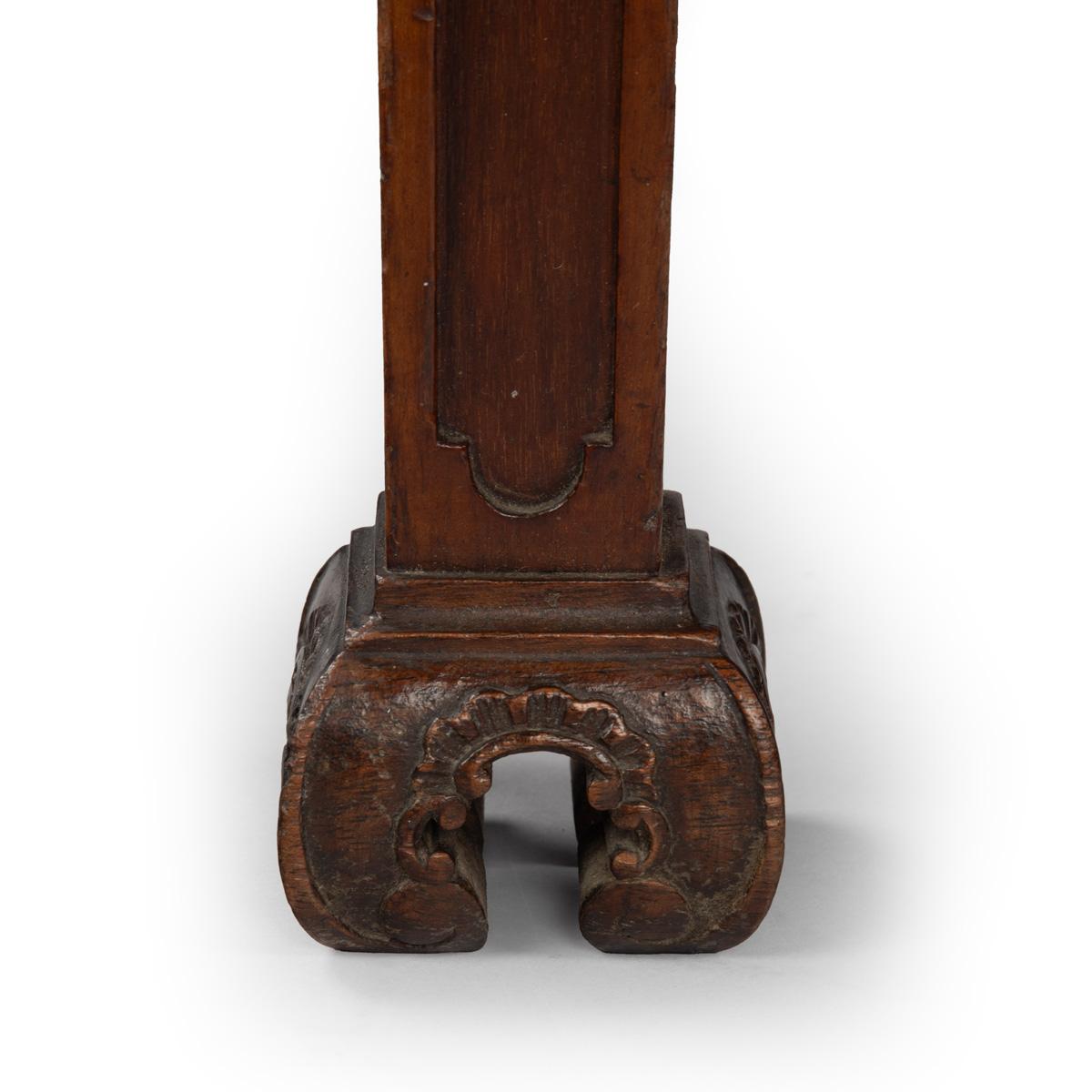 Paire de tables de service ou d'appoint en acajou de style George III Chinoiserie en vente 7