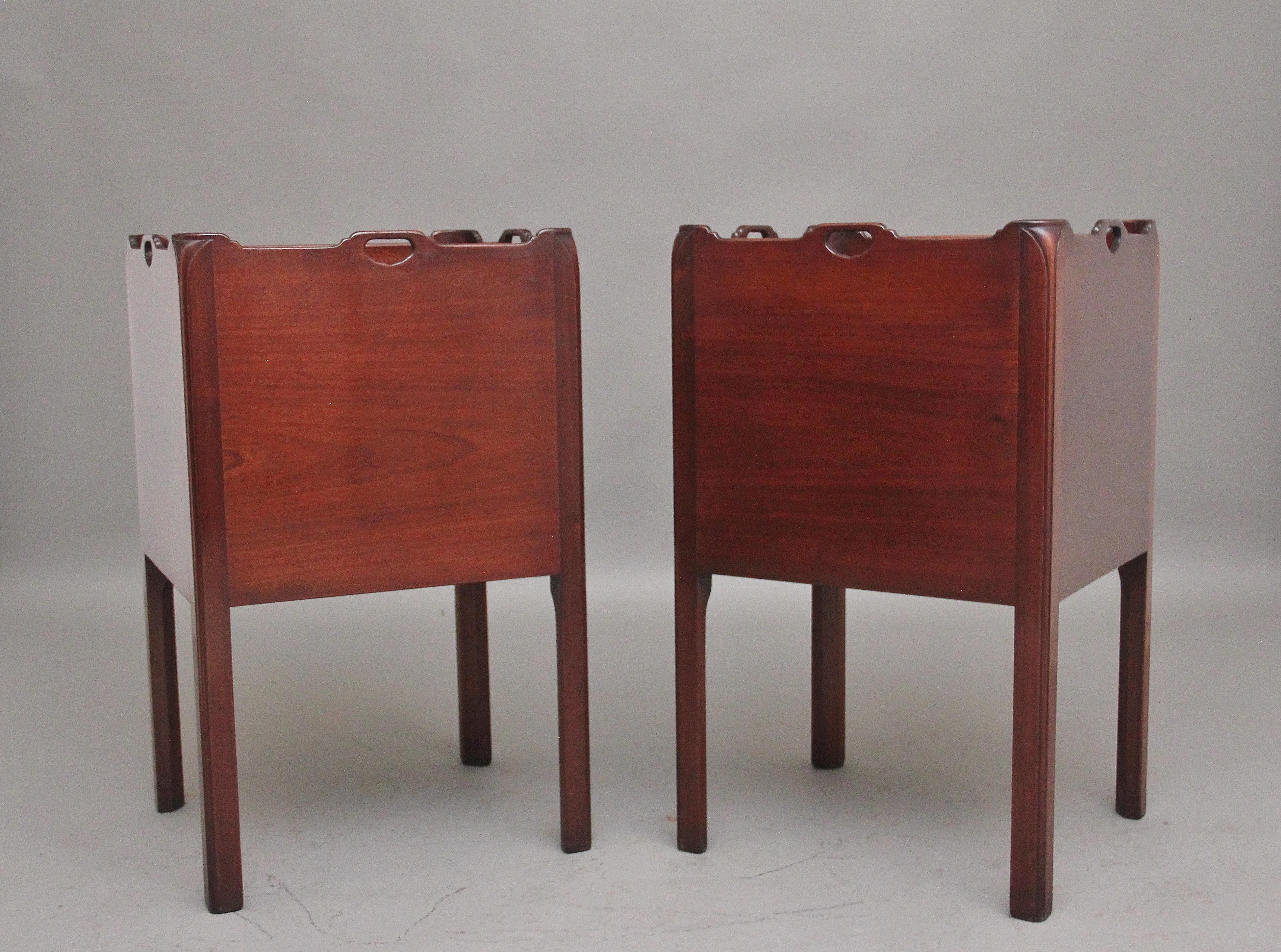 A pair of mahogany tray top bedside cabinets in the Georgian style For Sale 1
