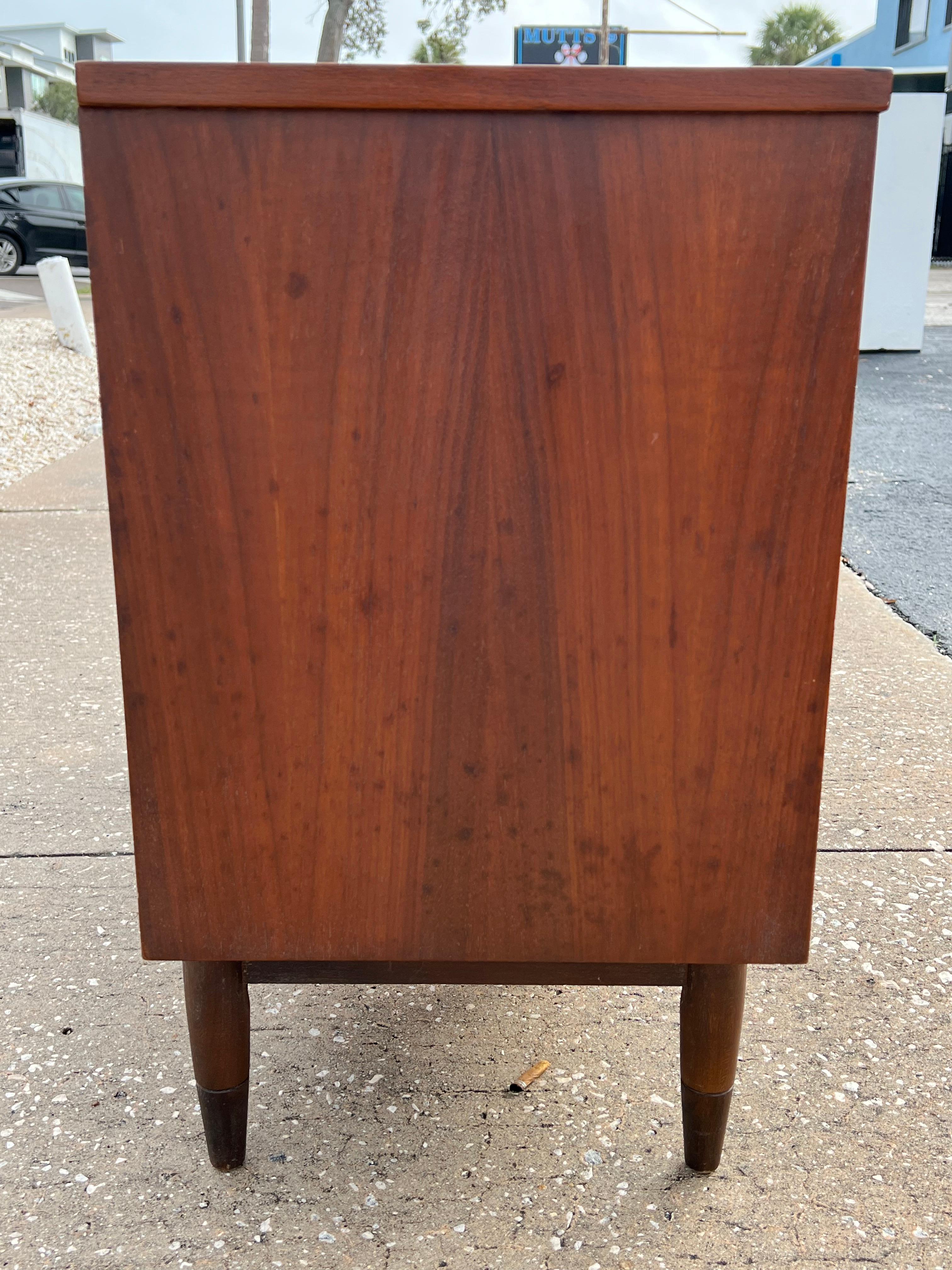 Walnut A Pair of Mainline by Hooker Mid Century Night Stands ca' 1960's For Sale