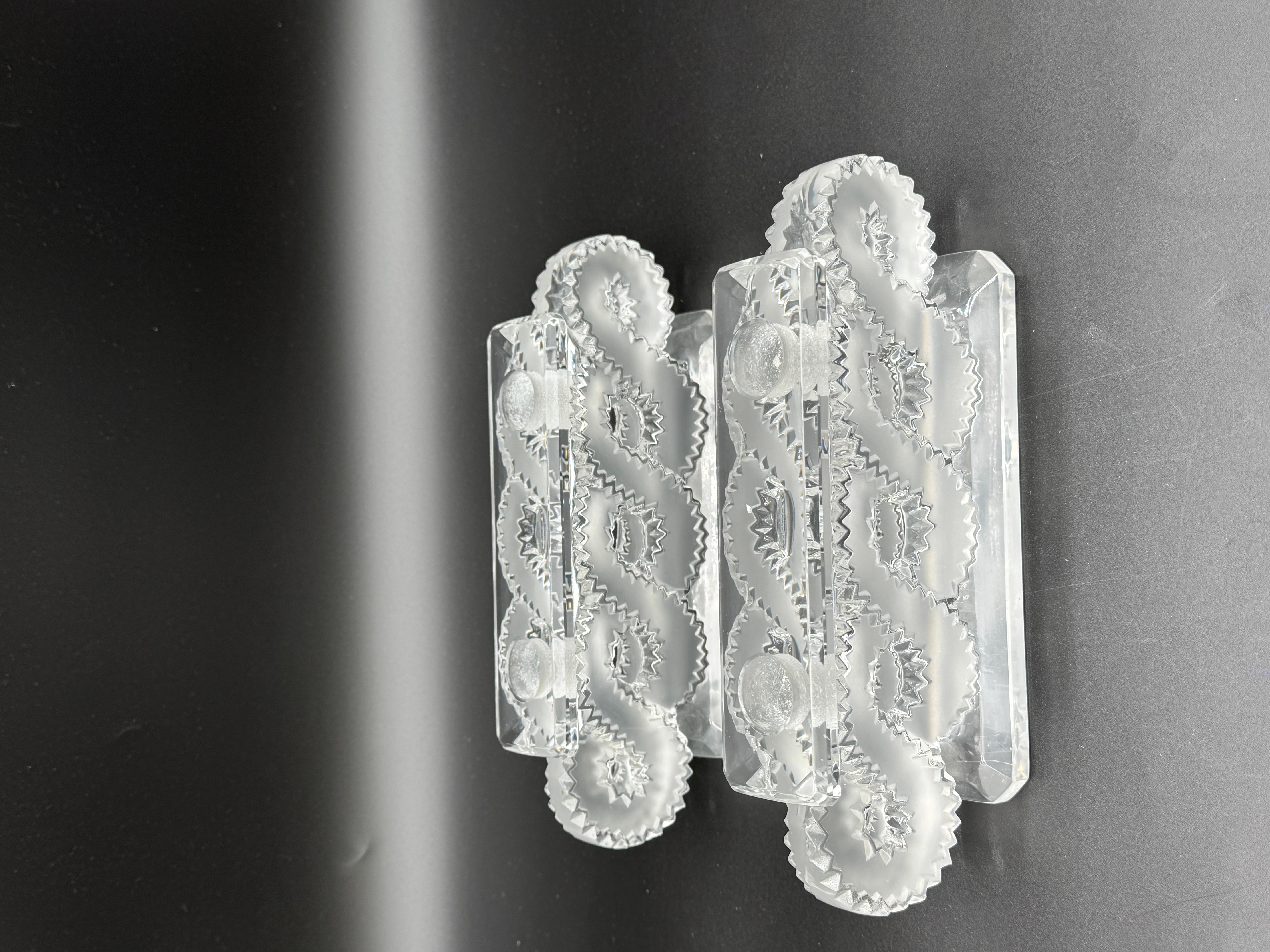 Paire de chandeliers Auriac de la Maison Lalique 1940tys Excellent état - En vente à SAINT-OUEN-SUR-SEINE, FR