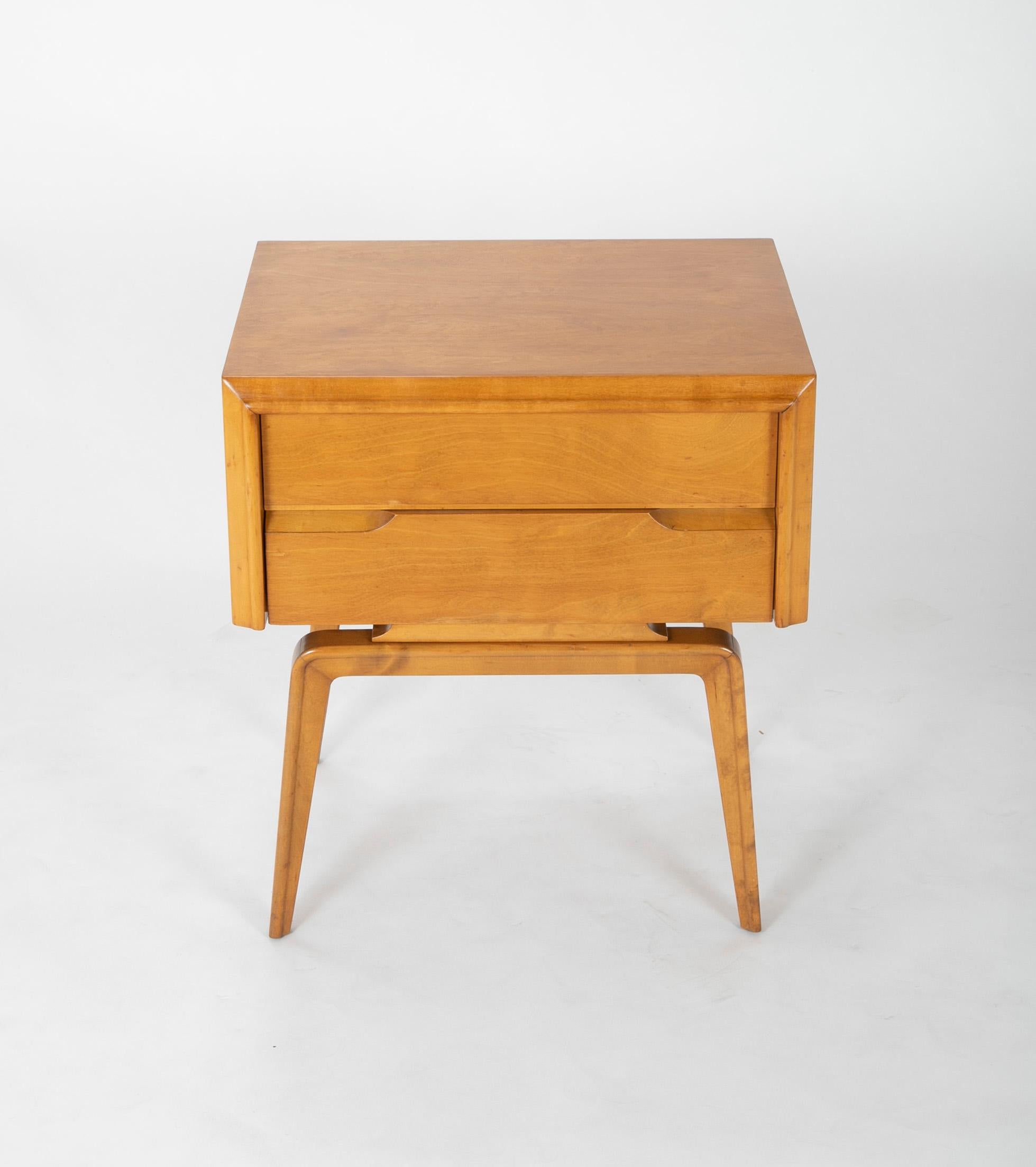 Pair of Maple Side Tables Designed by Edmond Spence In Good Condition In Stamford, CT
