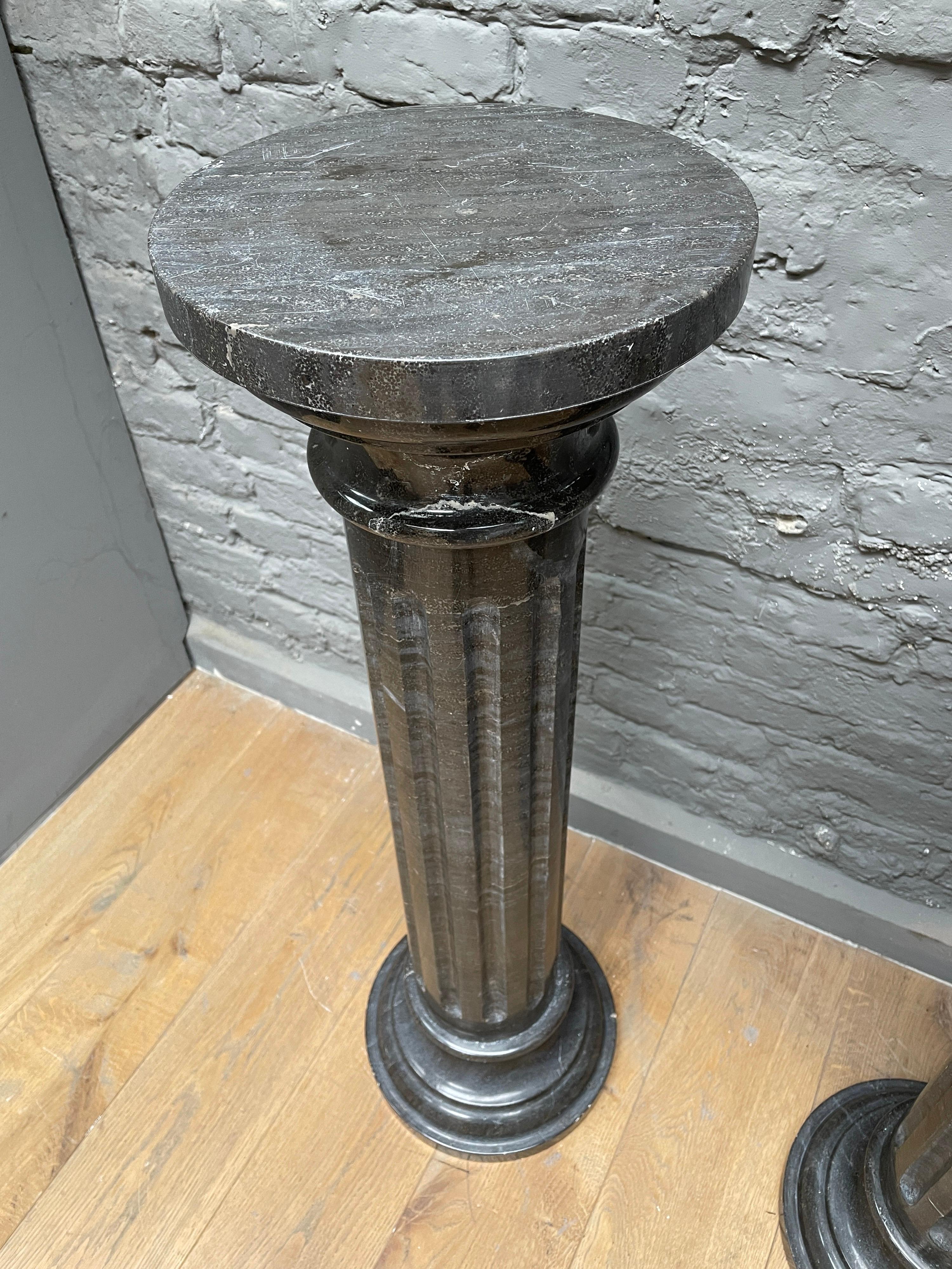 Pair of Marble Columns in Black Belgian Fossil Marble For Sale 1