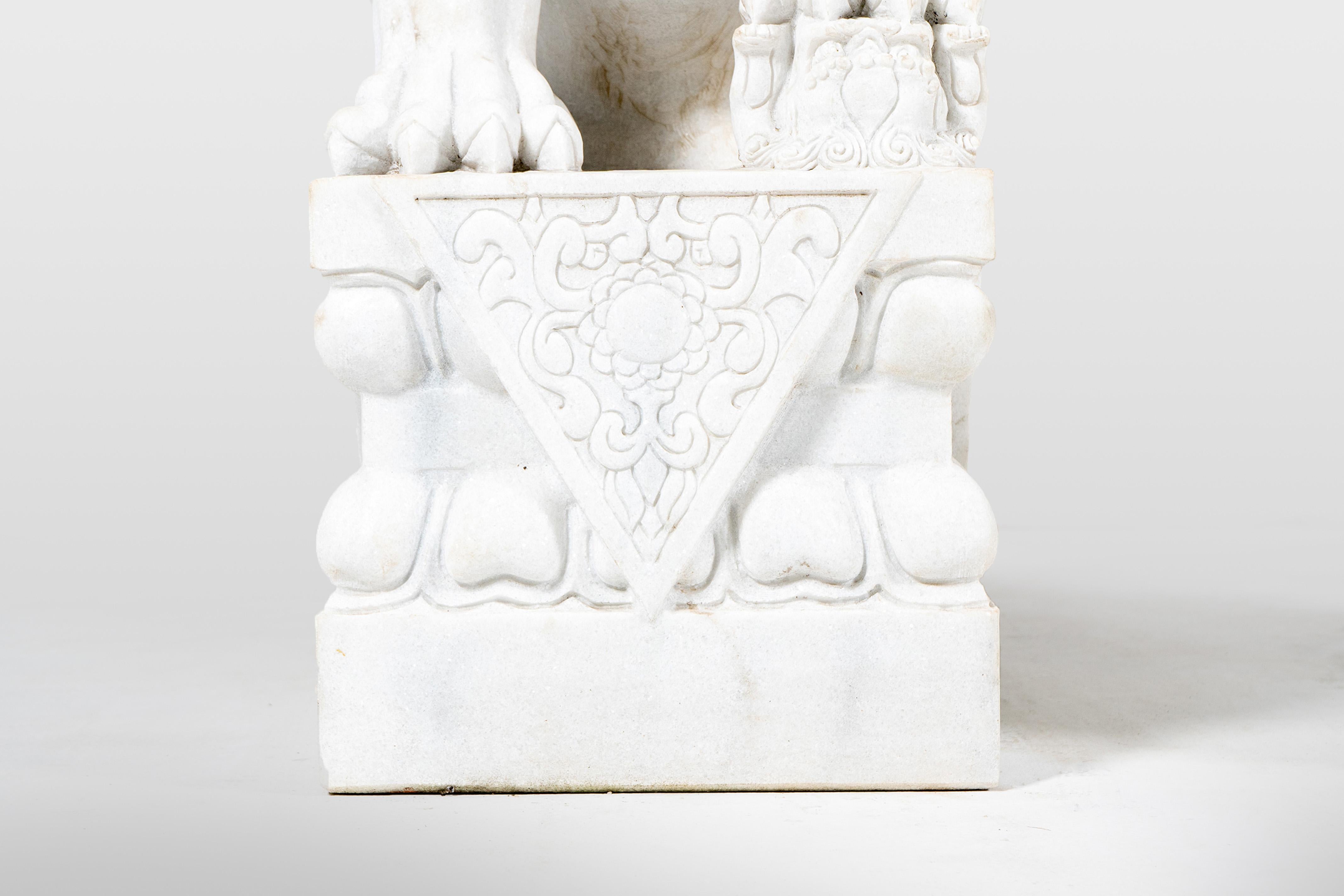 A Pair of Marble Foo Lions 12