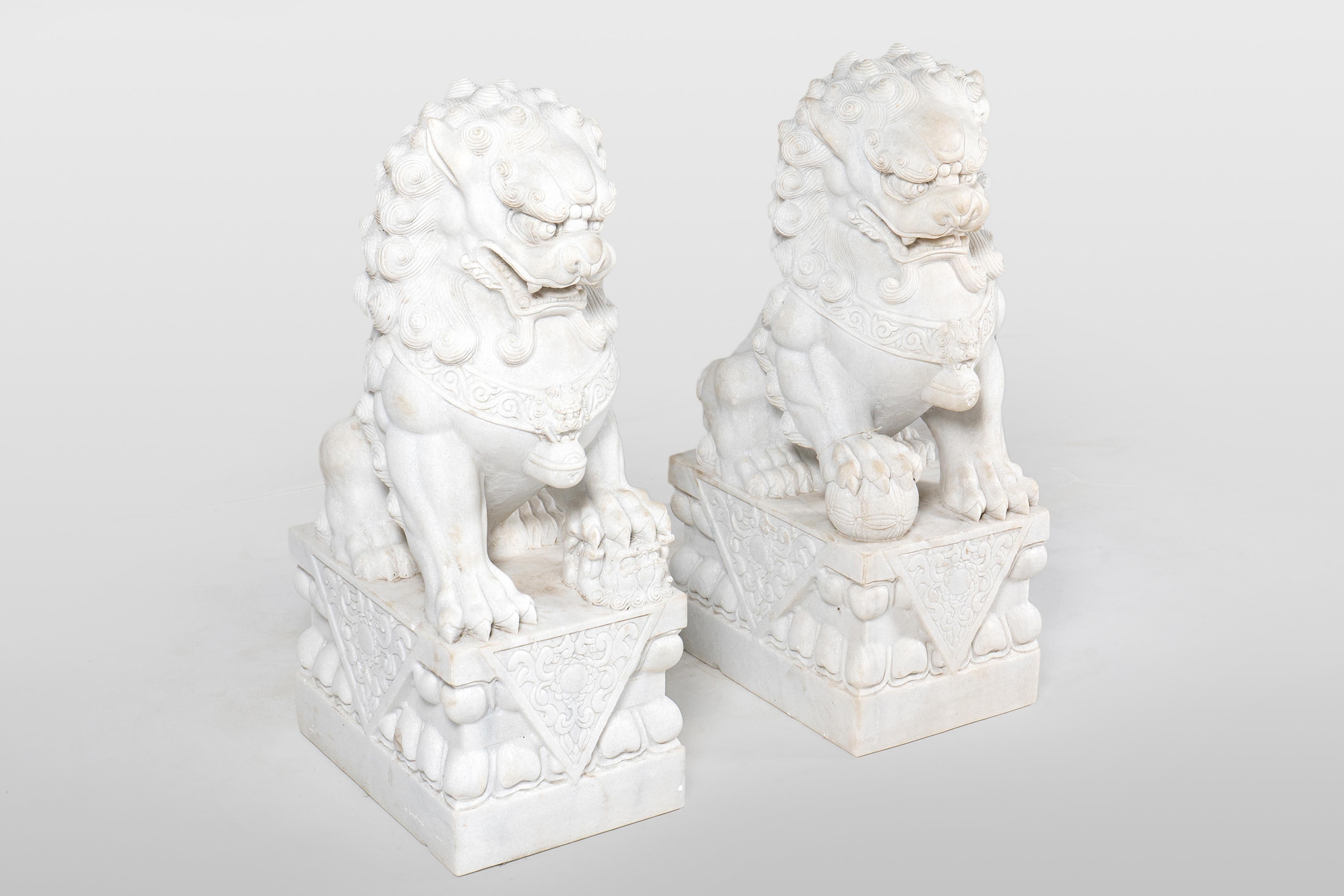 Contemporary A Pair of Marble Foo Lions