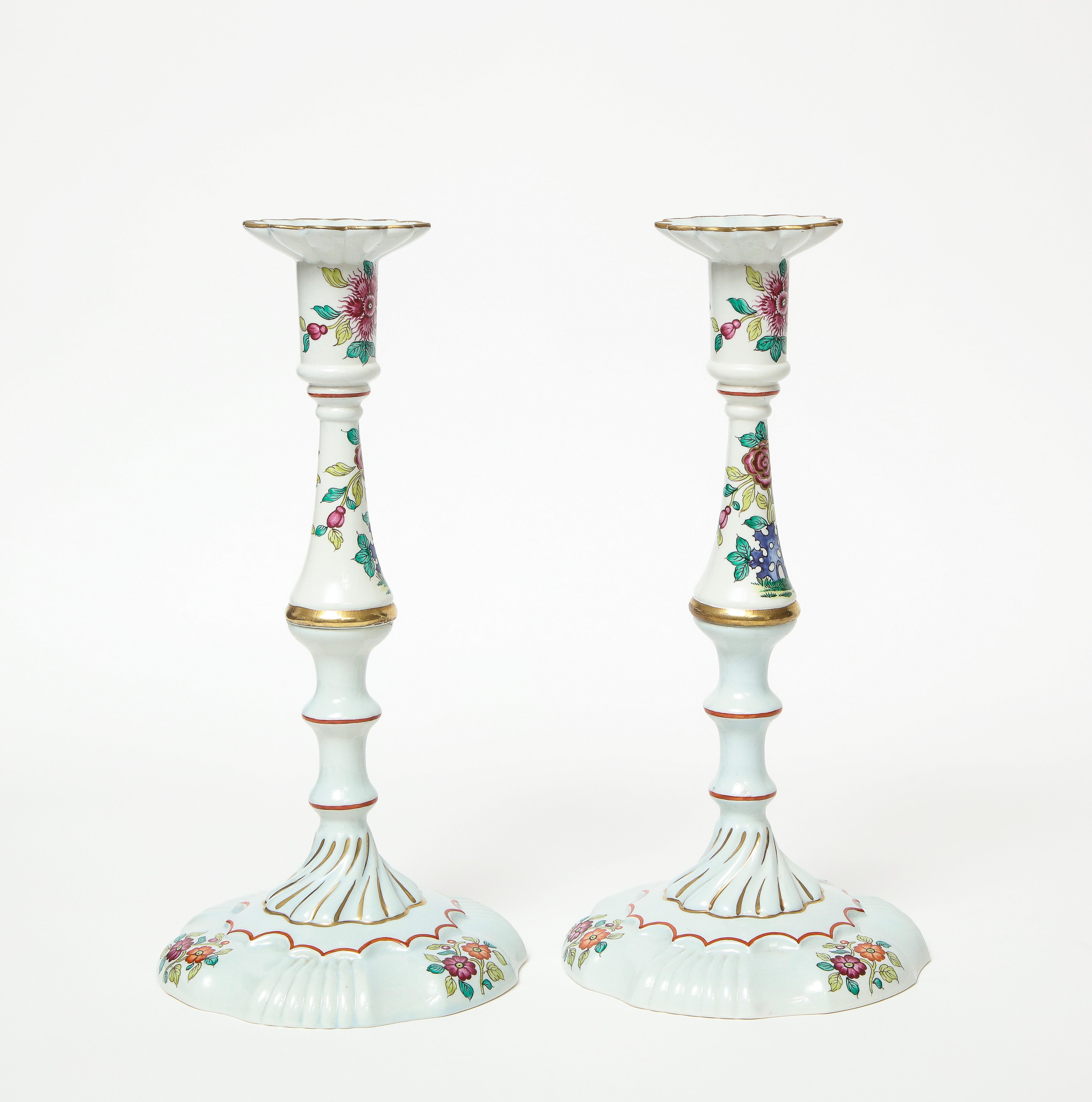 Georgian Pair of Mario Buatta Hand-Painted Porcelain Candlesticks For Sale