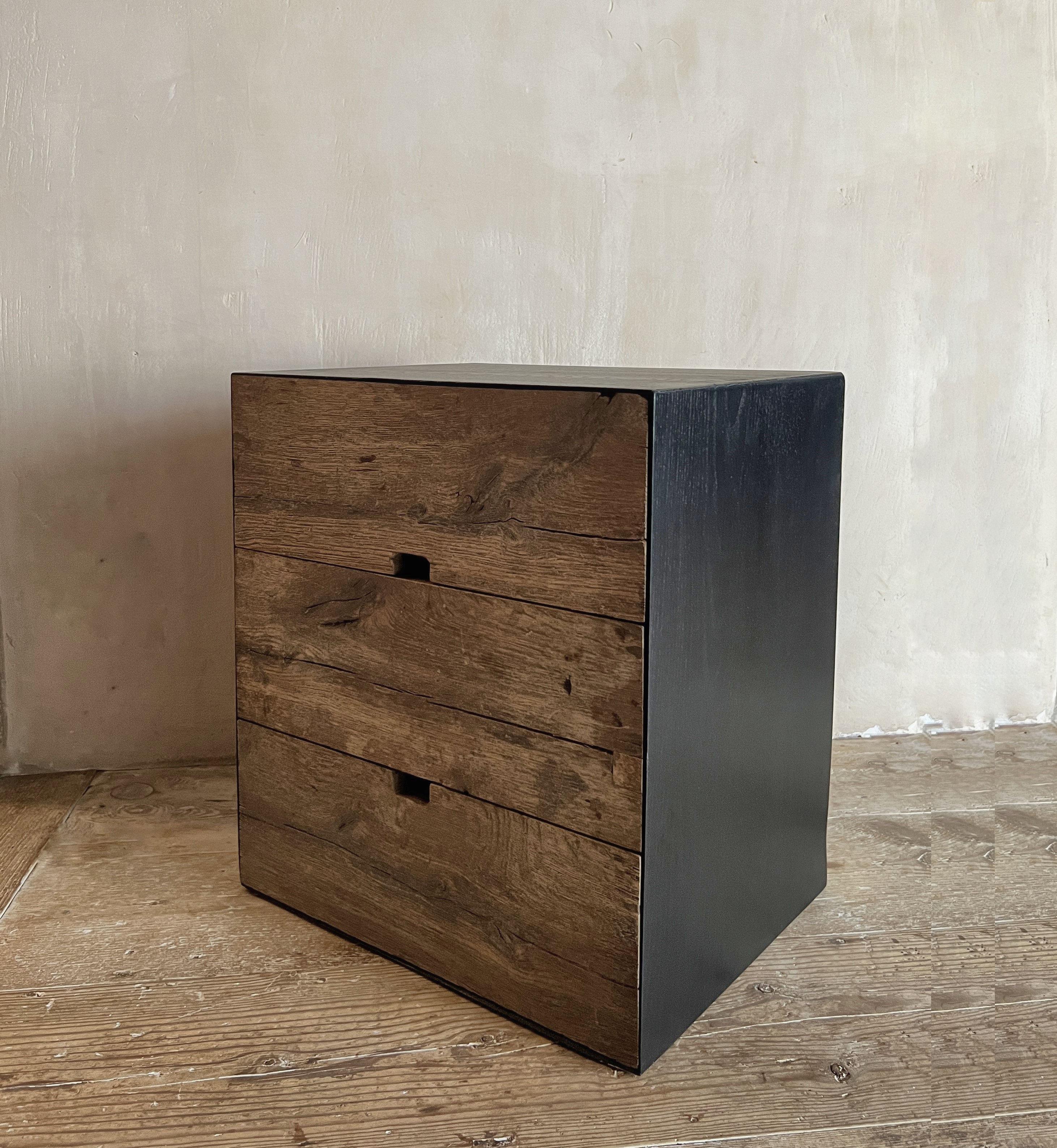 A Pair of Martin Nightstands Sidetables in Recycled Old Oak 1