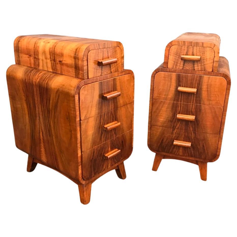 Pair of Matching Figured Walnut Art Deco Bedside Cabinets / Nightstands