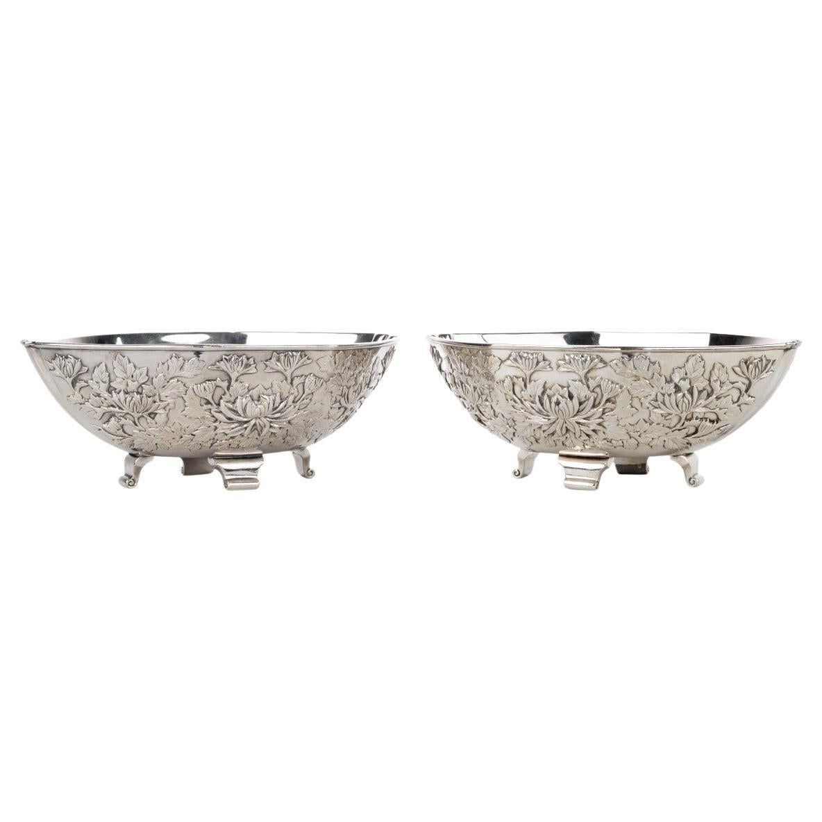 Pair of Meiji Period Solid Silver Bowls by Eigyoku For Sale