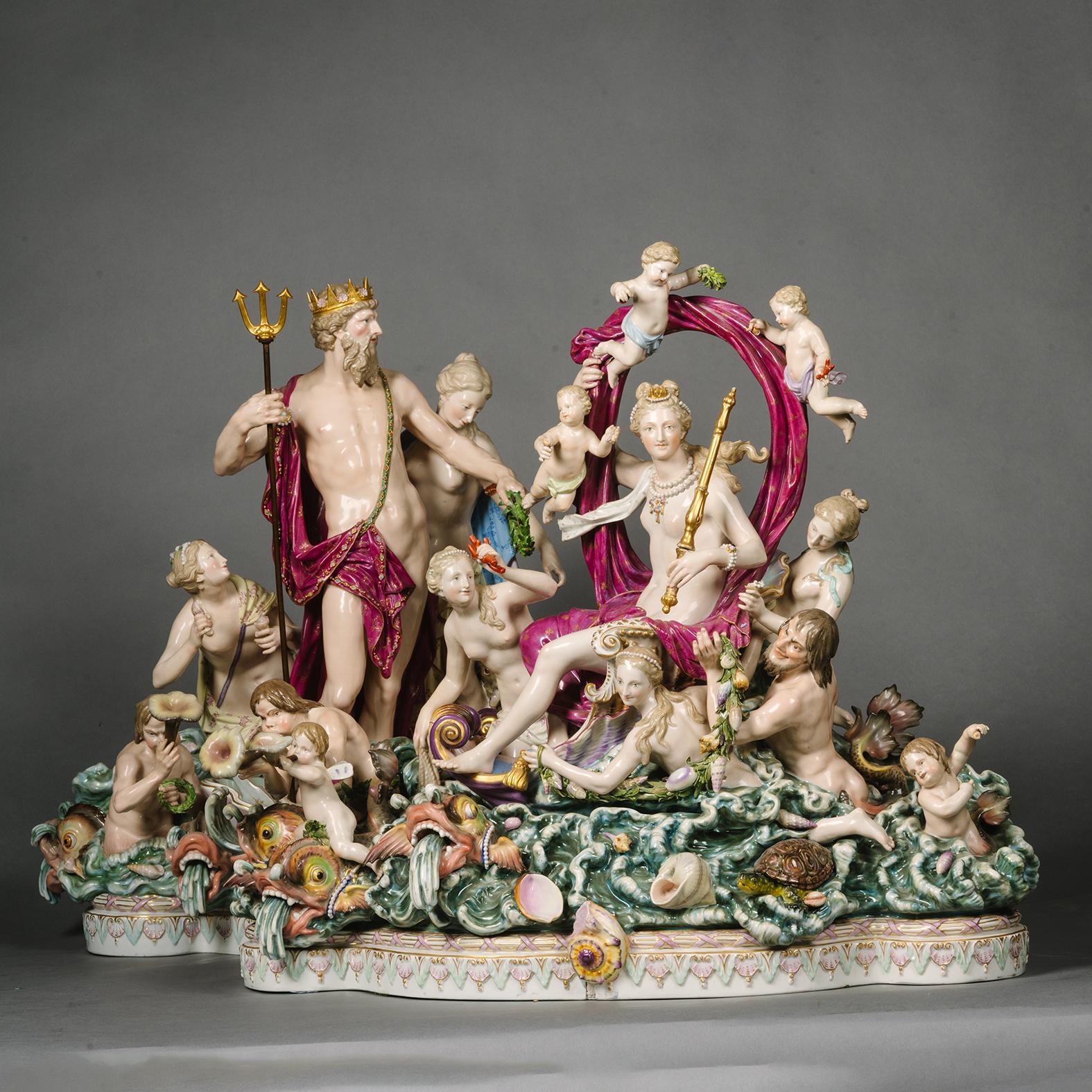 Coppia di gruppi di figure mitologiche in Meissen Porcelain, raffiguranti 'Nettuno e Thetis' e 'Il corteo trionfale di Anfitrite'.

Nettuno e TheTIS