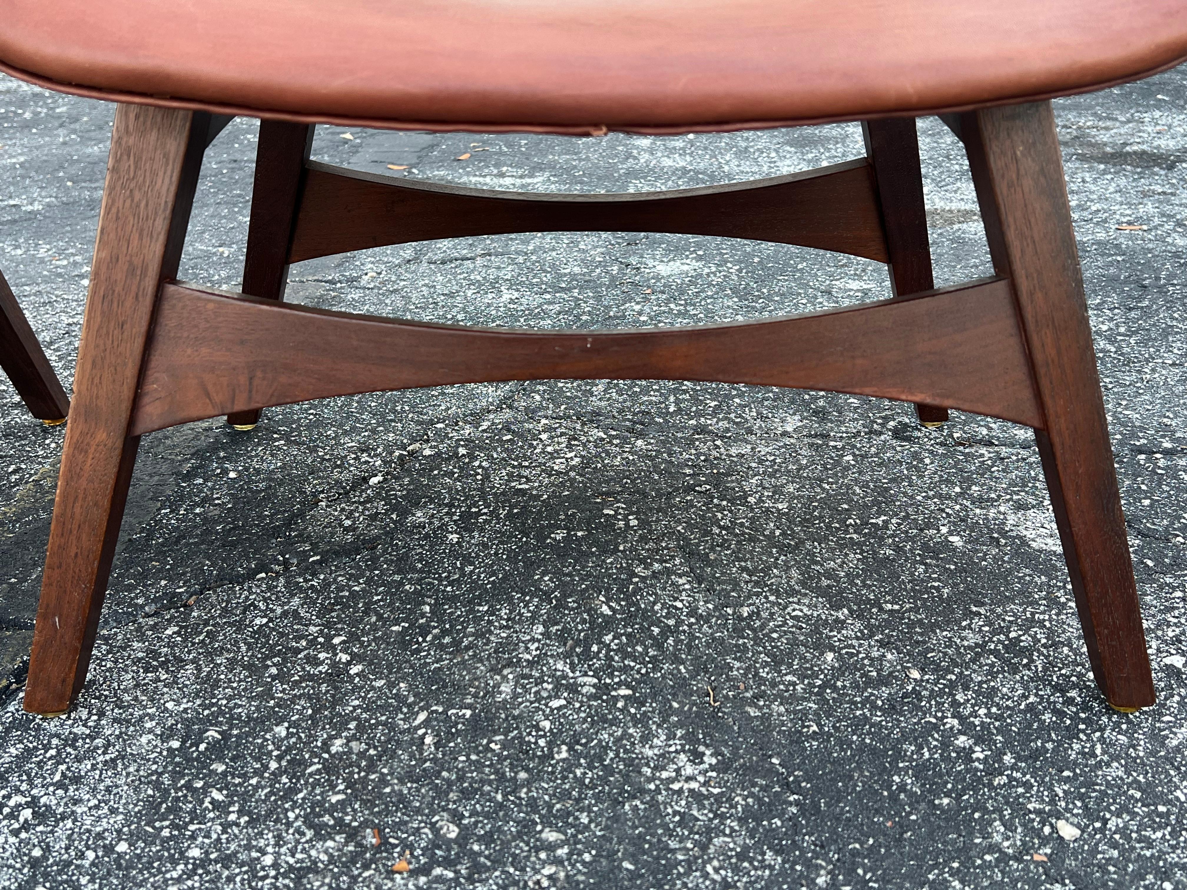 Ein Paar Mel Abitz Große Hocker für Galloway's Ca' 1960's in Brown Leder im Angebot 9