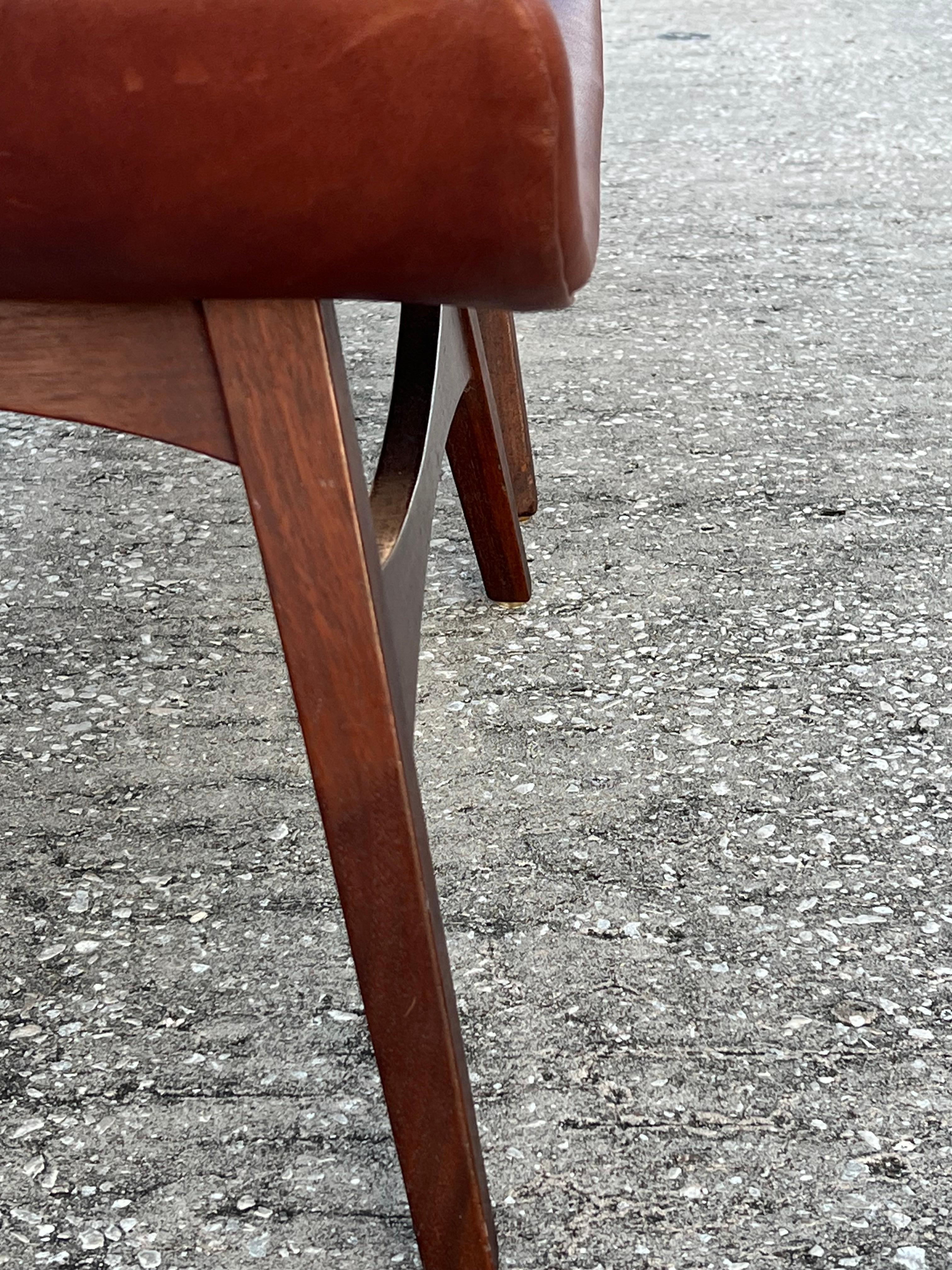 Ein Paar Mel Abitz Große Hocker für Galloway's Ca' 1960's in Brown Leder im Angebot 2