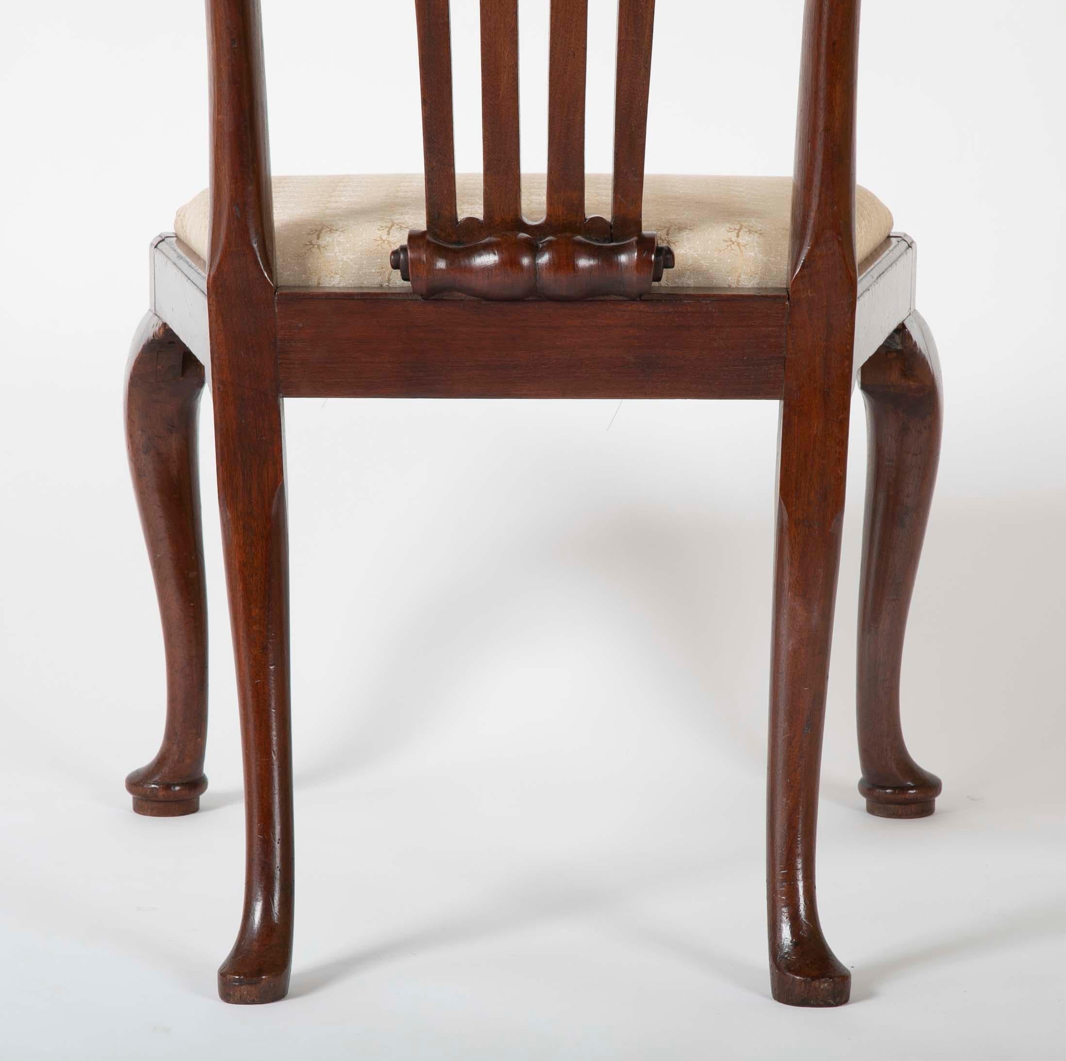 Pair of Mid-18th Century George III Walnut Side Chairs 5