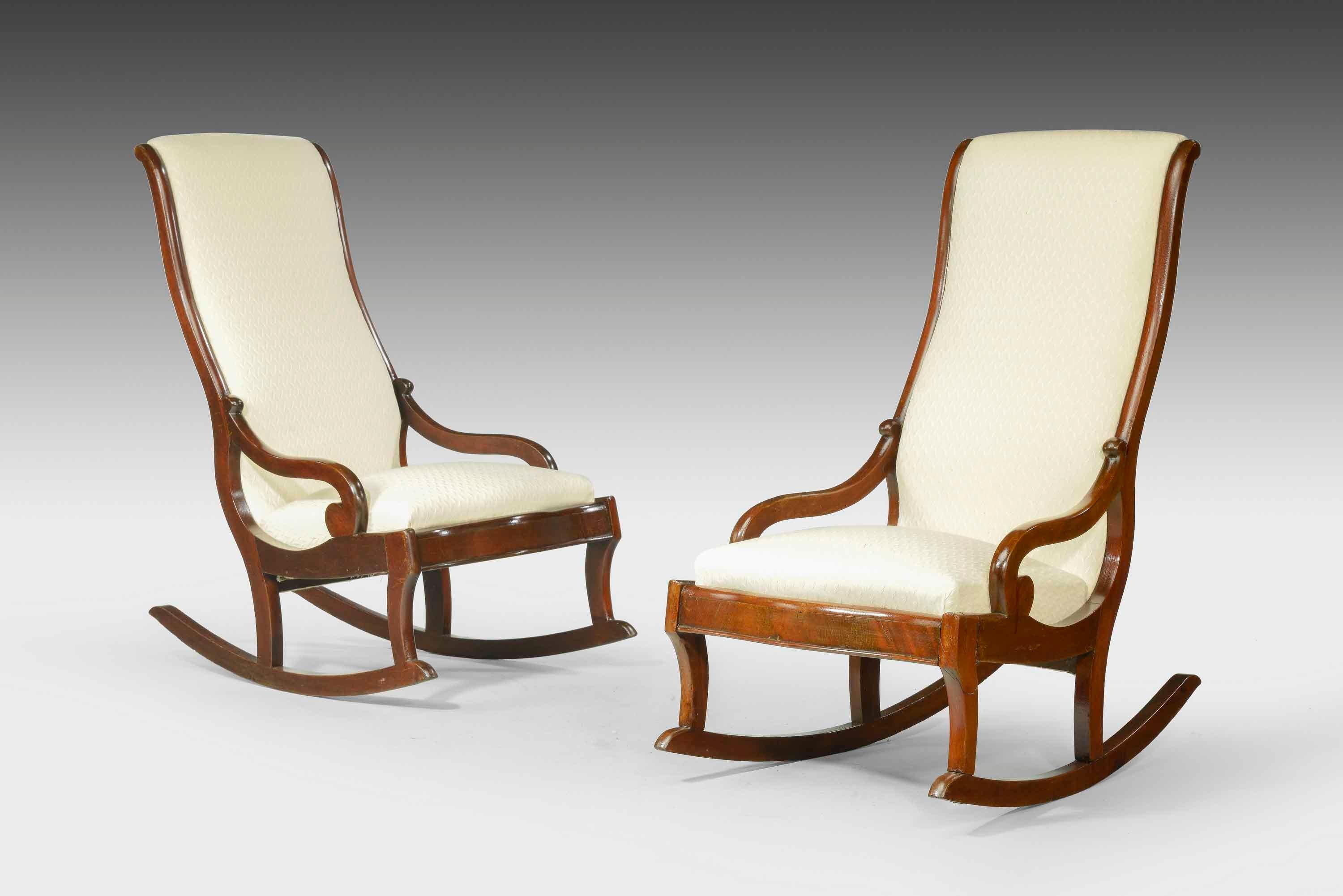 A Pair of Mid-19th Century Mahogany Framed Rocking Chairs In Good Condition In Peterborough, Northamptonshire