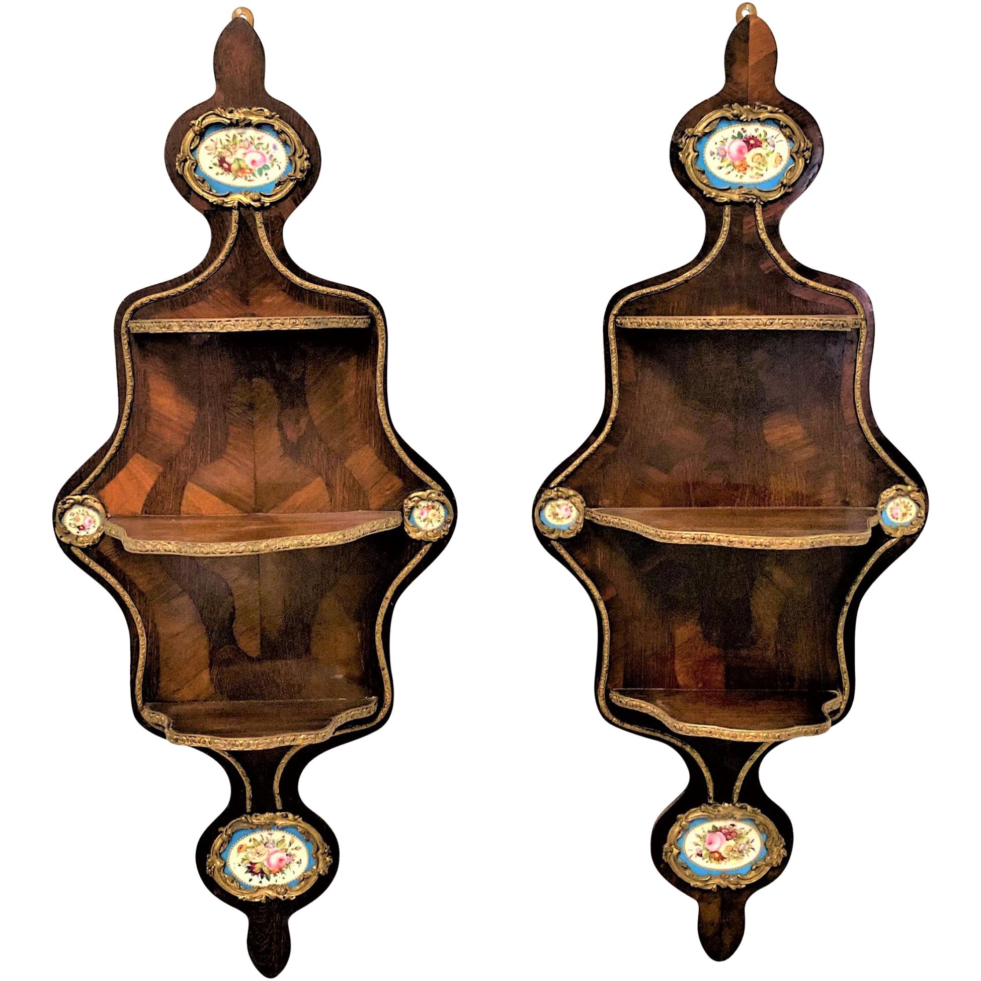 Pair of Mid-19th Century Rosewood Veneered French Wall Brackets For Sale