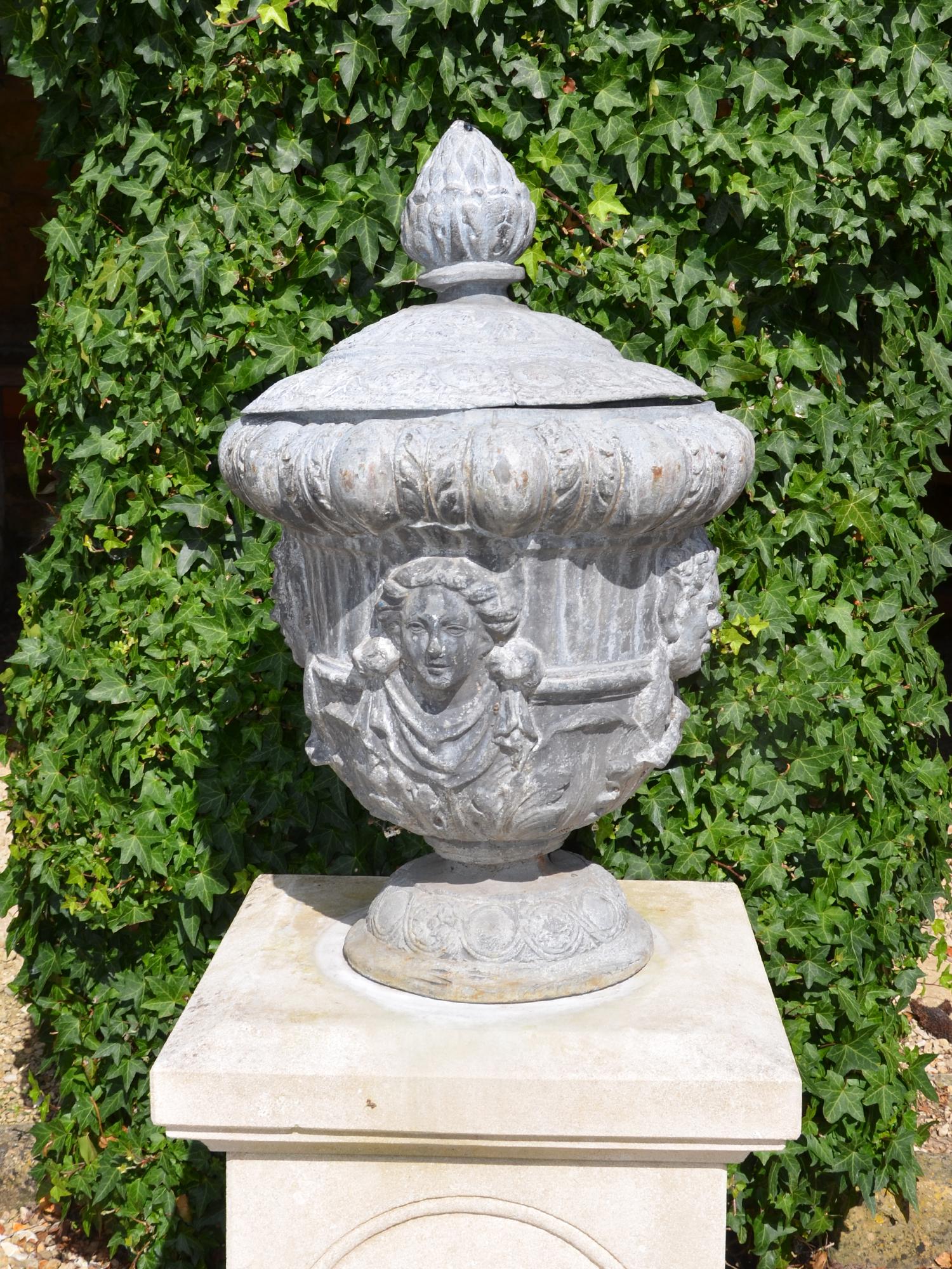 English Pair of Mid-20th Century Lead Finial Urns For Sale