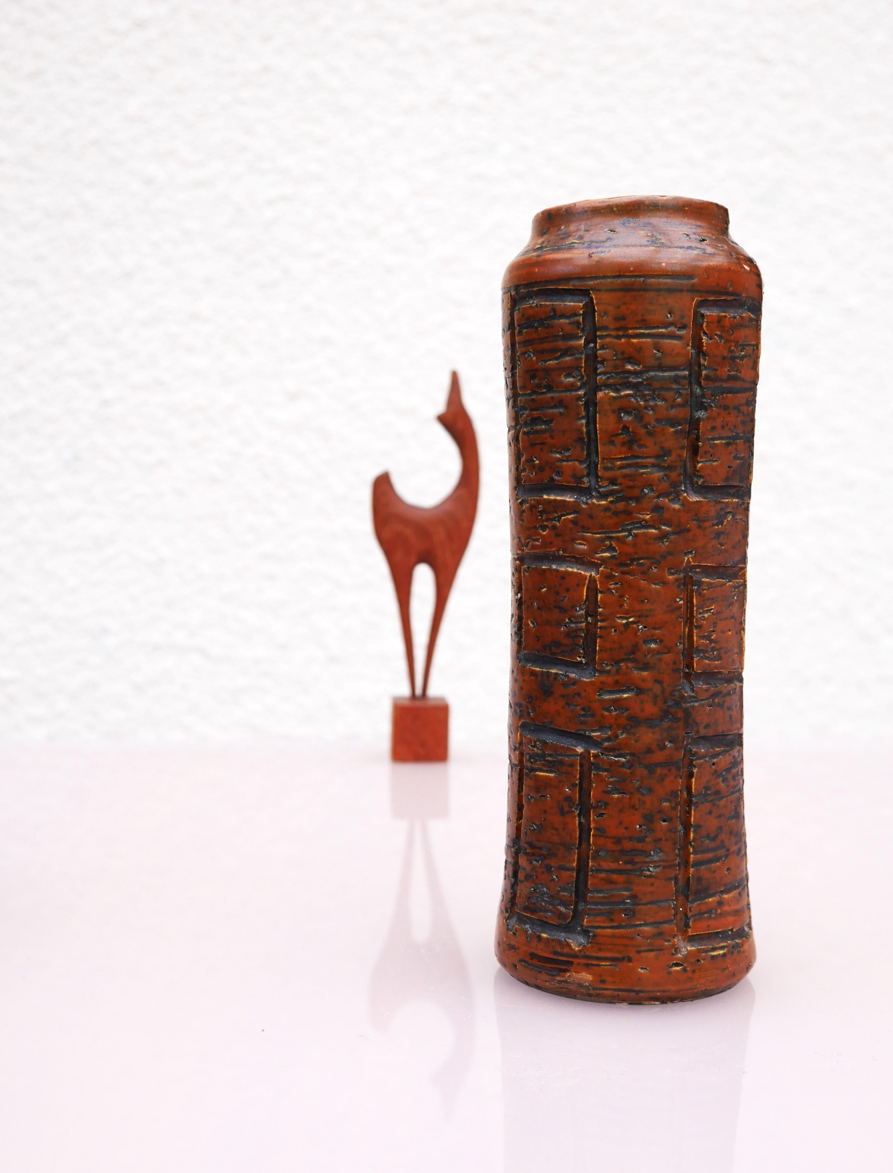 A pair of Mid-century modern brutalist art vases from Arnold Wiig fabriker For Sale 3