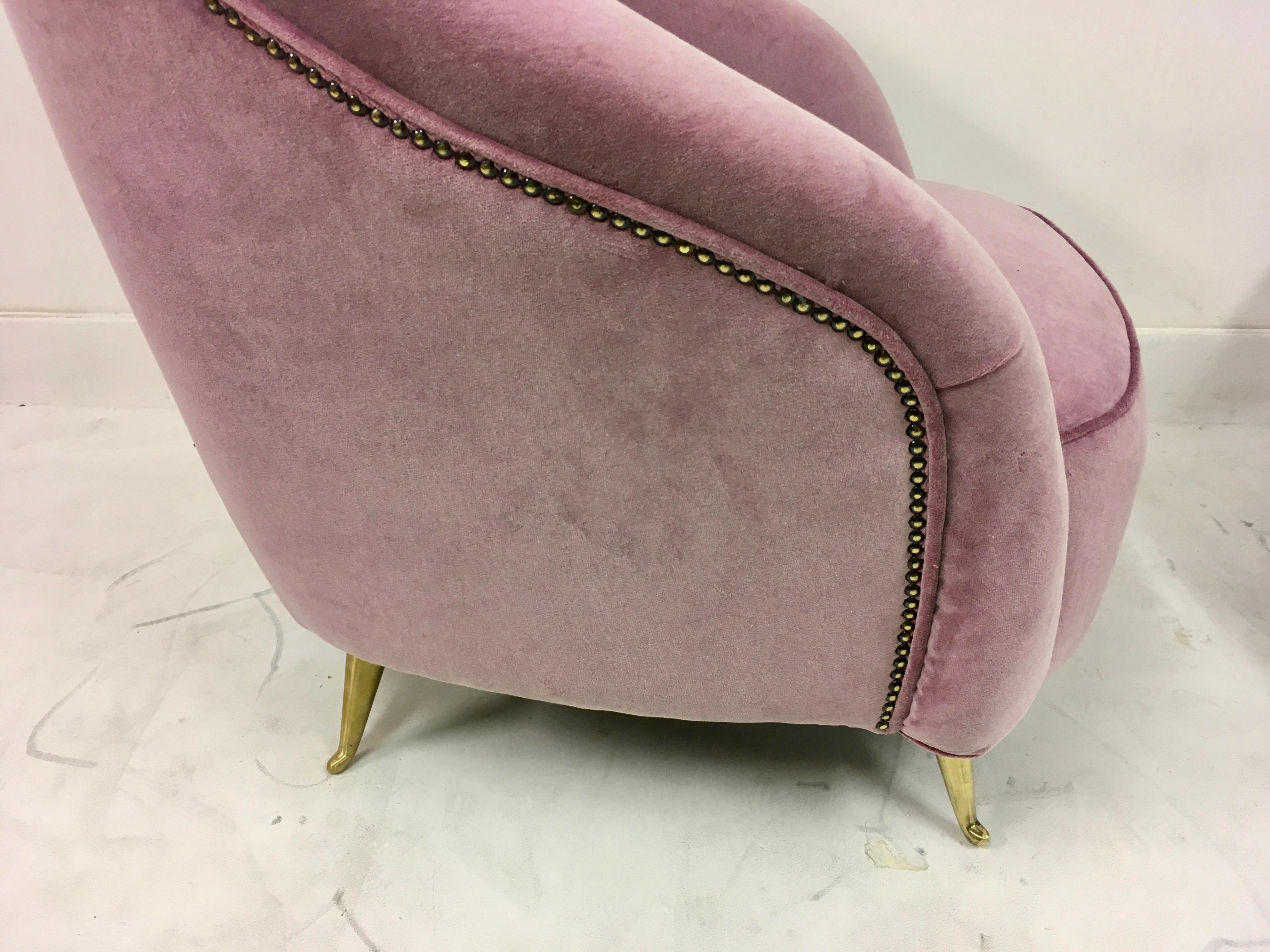 Pair of Midcentury 1950s Italian Armchairs in Pink Velvet In Good Condition In London, London