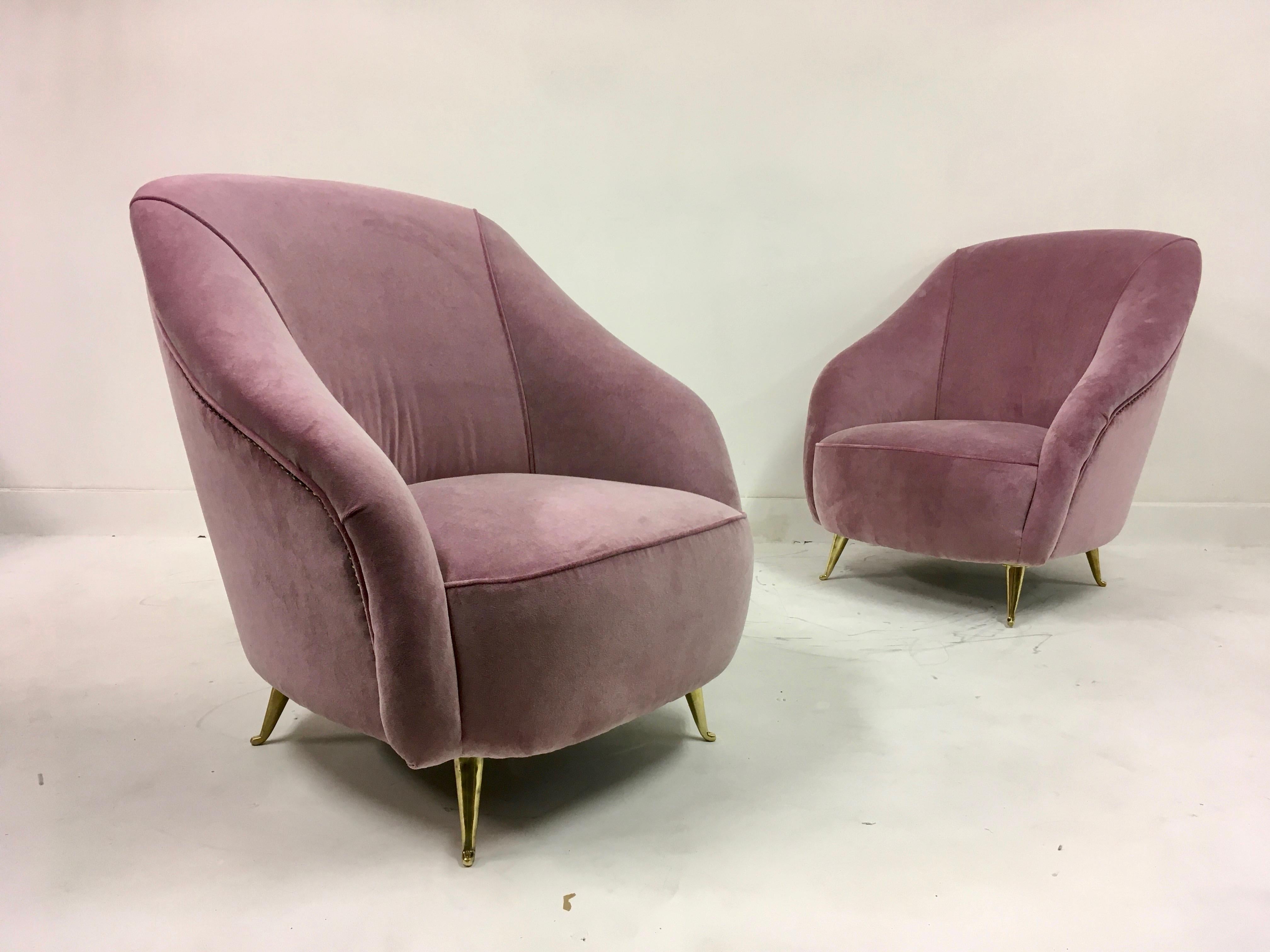 Pair of Midcentury 1950s Italian Armchairs in Pink Velvet 1