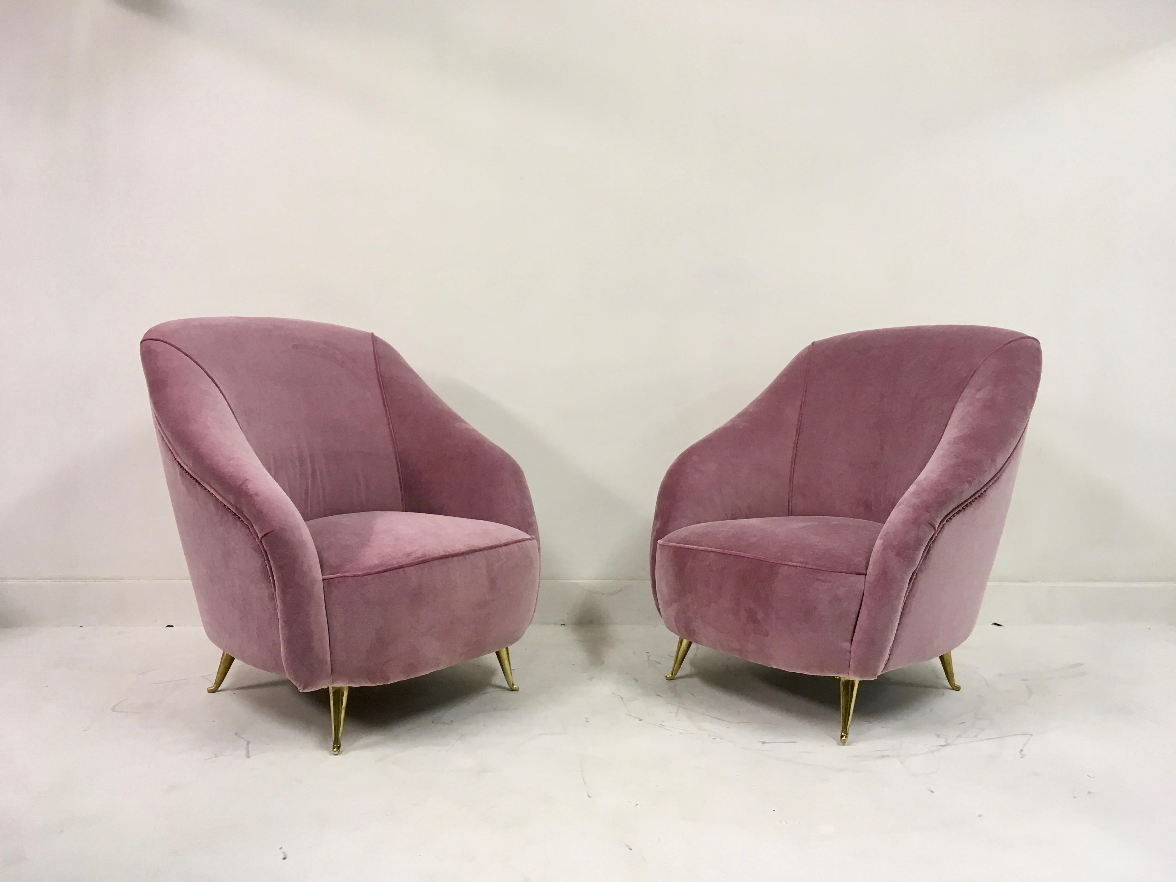 Pair of Midcentury 1950s Italian Armchairs in Pink Velvet 2