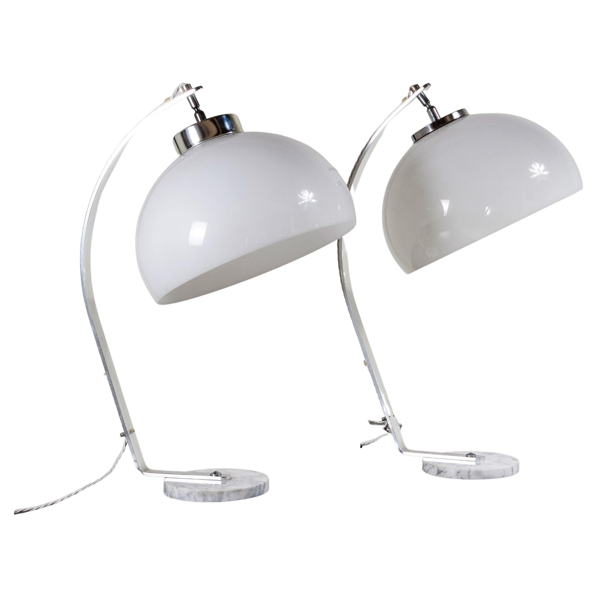 Pair of Mid Century 1970s Italian Arc Mushroom Shade Table Lamps After Guzzini For Sale