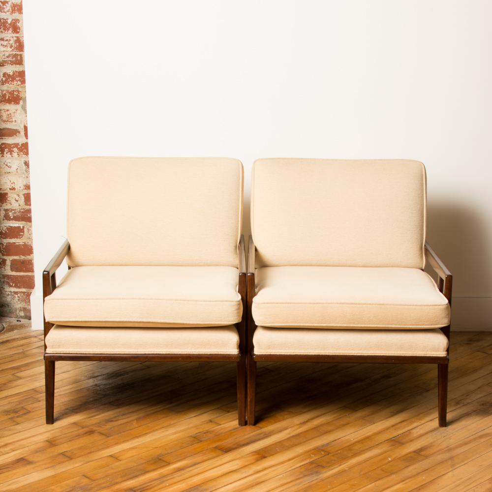 A pair of mid-century armchairs designed by Paul McCobb for Directional modern, circa 1950.
  