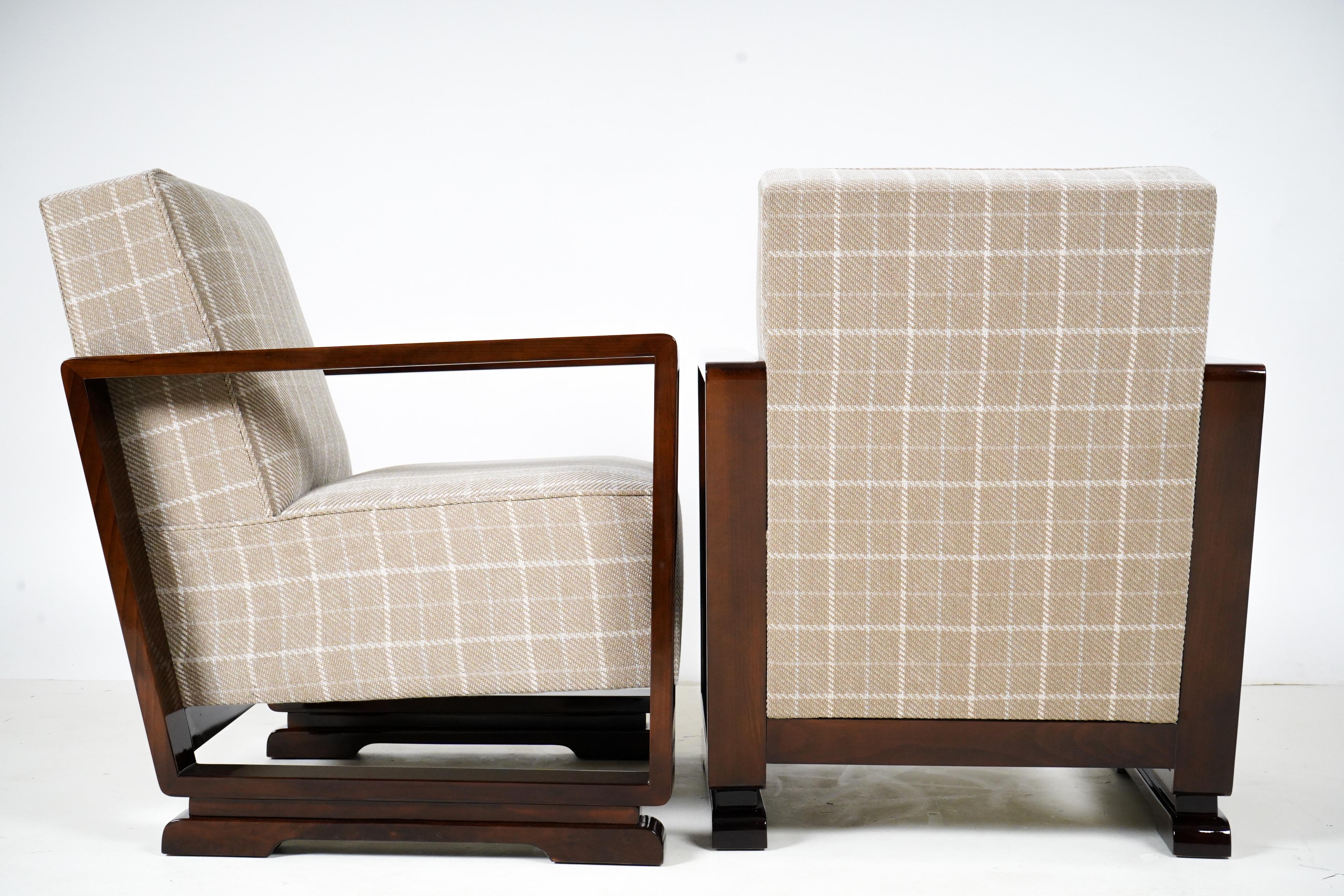 Walnut Pair of Mid Century Armchairs For Sale