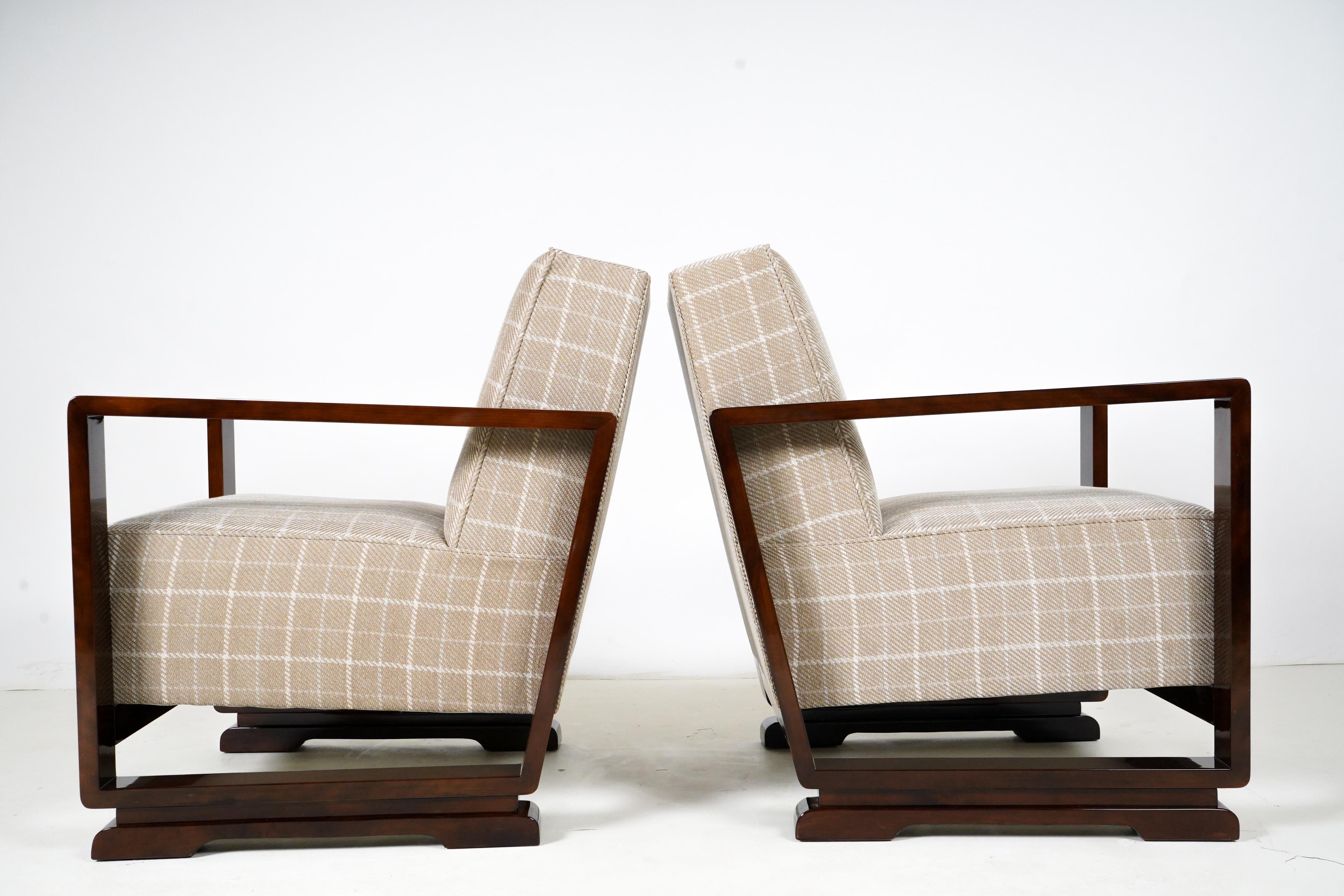 Pair of Mid Century Armchairs For Sale 1