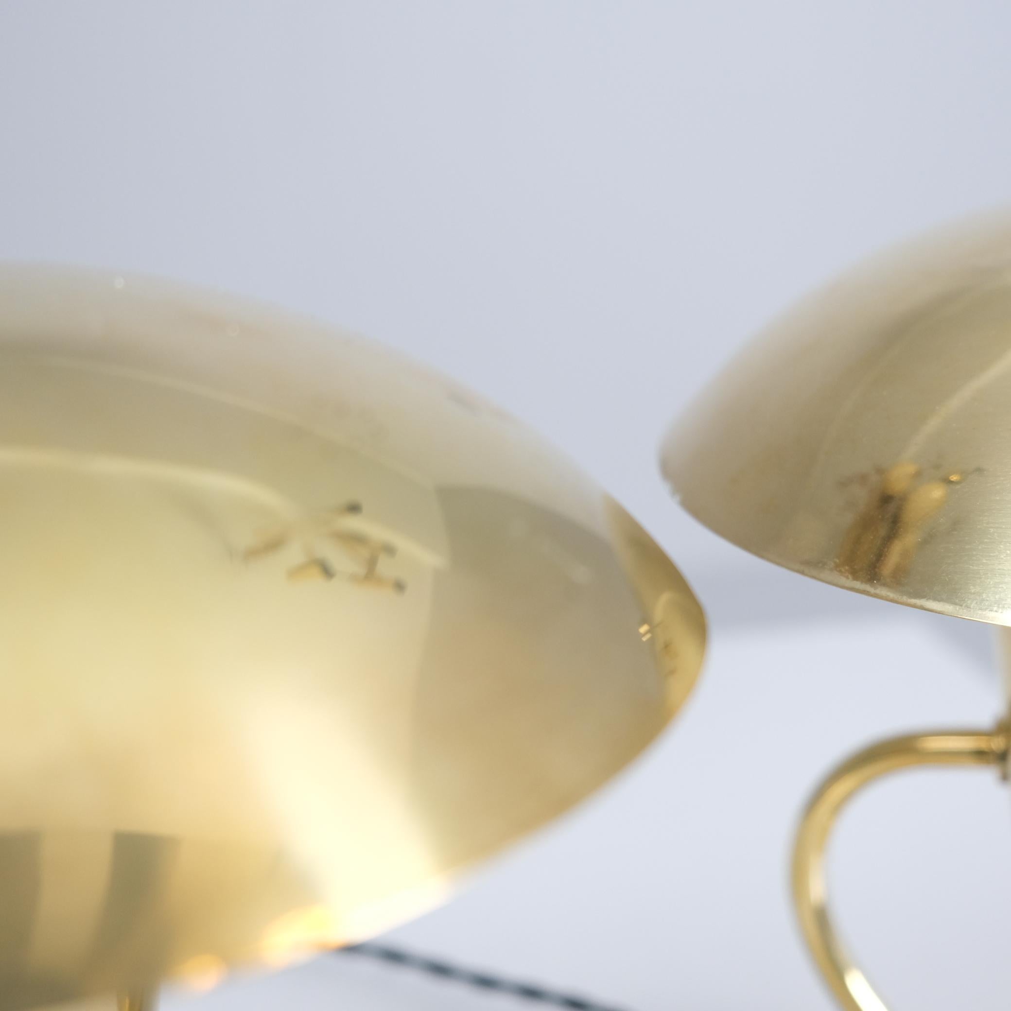 A Pair of Mid-Century Brass Table Lamps Model EV 59, Itsu 1950s For Sale 7