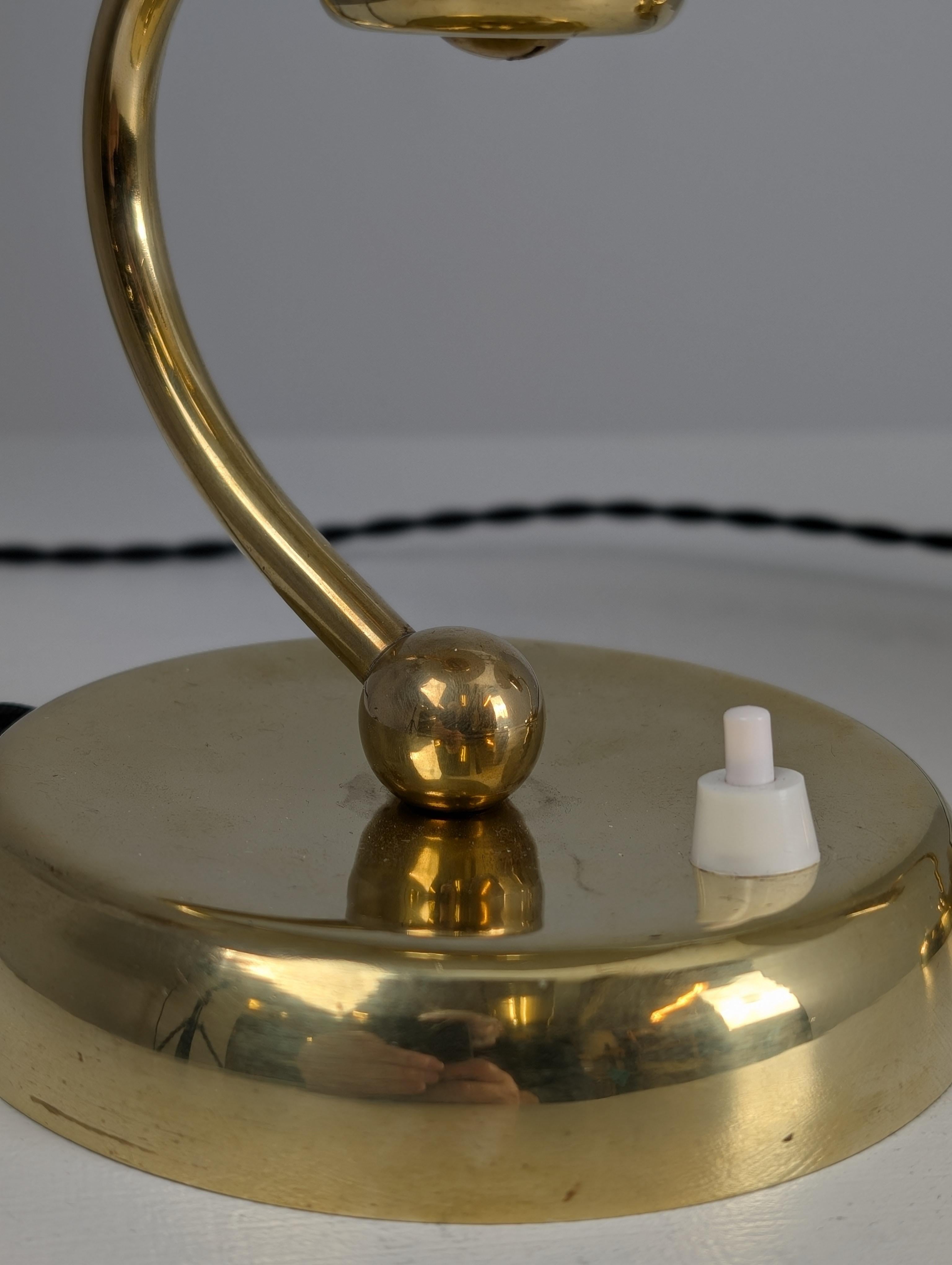 A Pair of Mid-Century Brass Table Lamps Model EV 59, Itsu 1950s For Sale 9