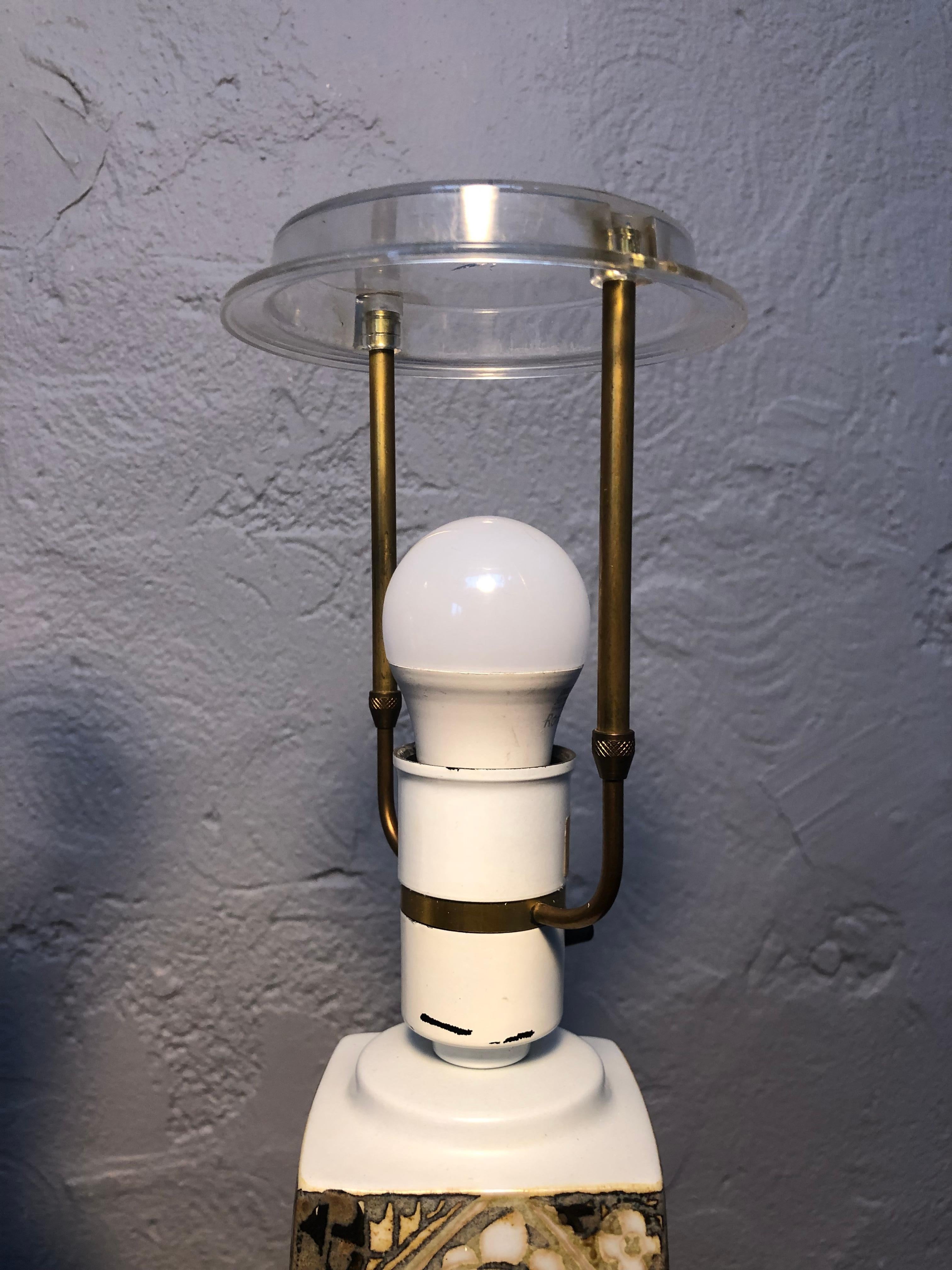 Danois Paire de lampes de table en céramique du milieu du siècle par Nils Thorssen pour Fog et Mørup en vente