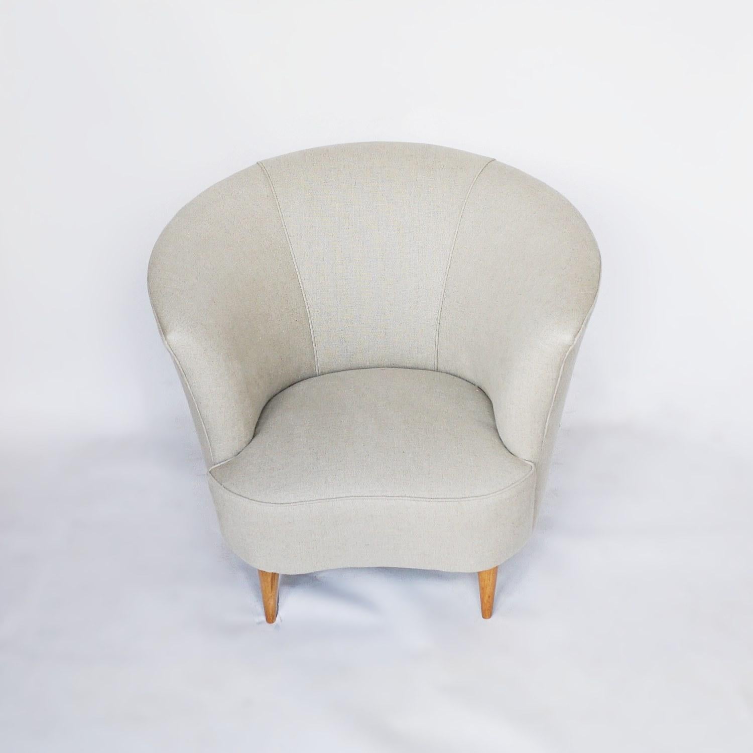 Mid-Century Modern Pair of Midcentury Chairs Attributed to Gio Ponti Italian, circa 1950