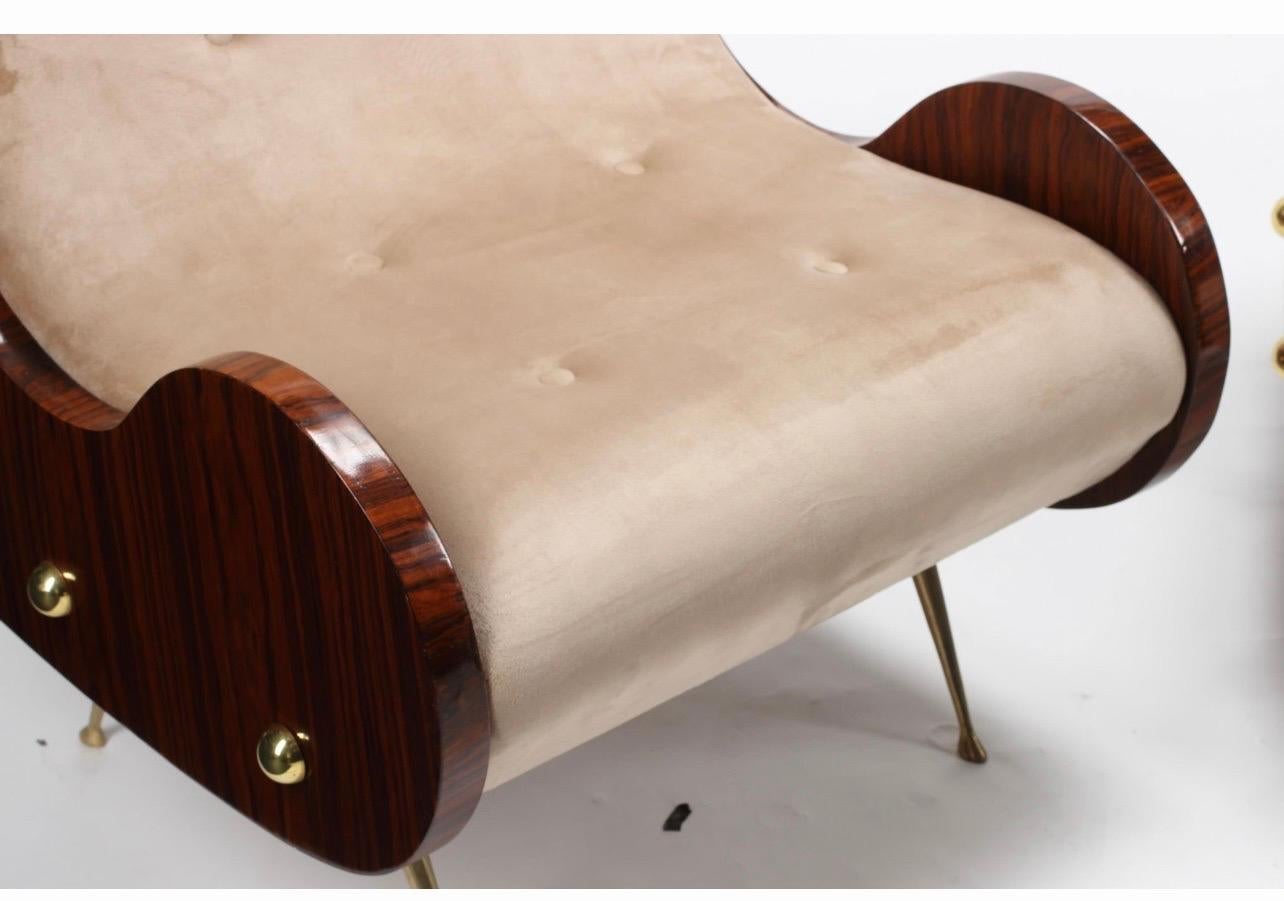 Pareja de sillones de salón/dama italianos de mediados de siglo de estilo art déco en Bueno estado para la venta en Tarzana, CA