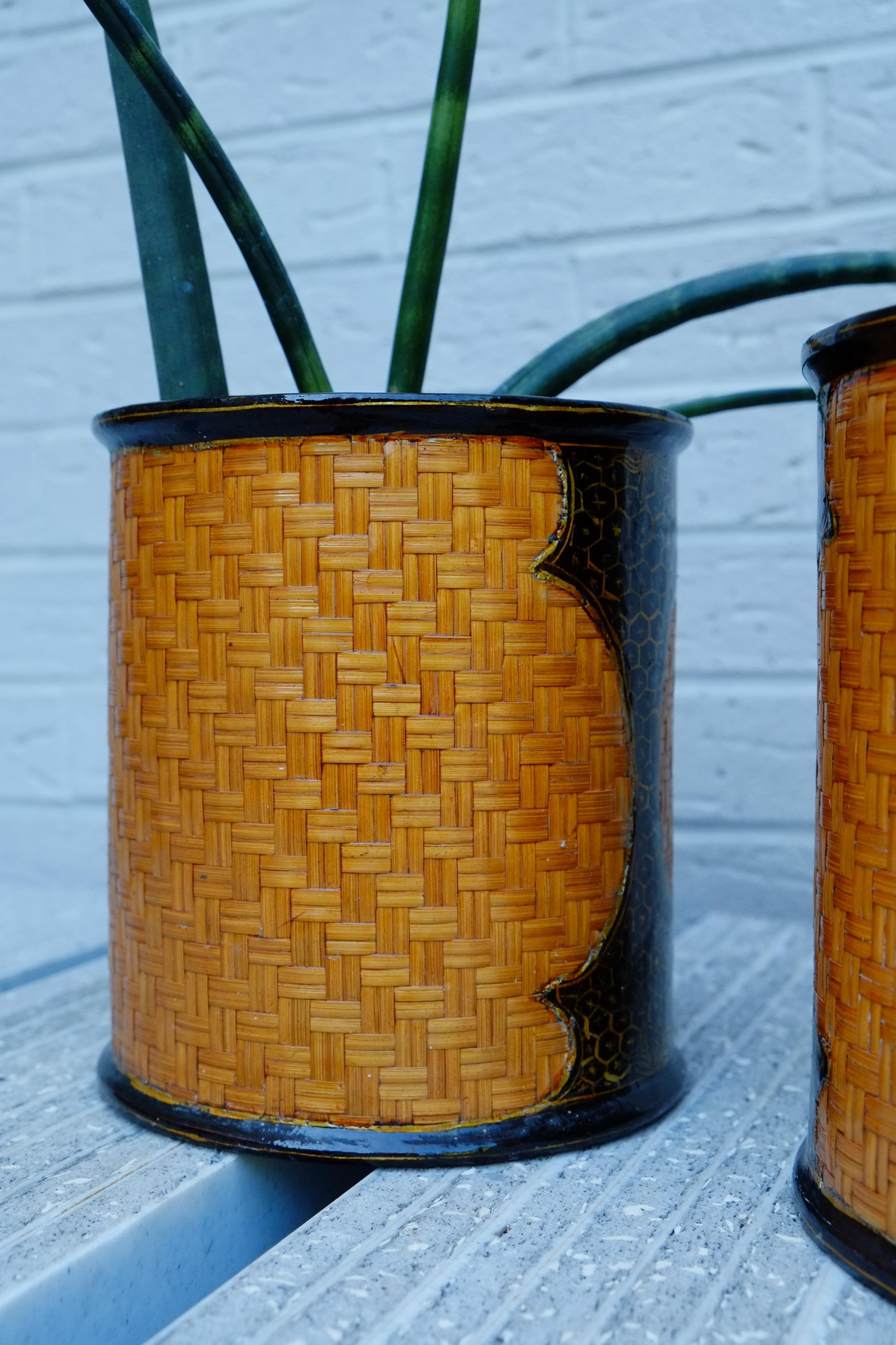 Pair of Midcentury Lacquered Rattan Paper Baskets  For Sale 3