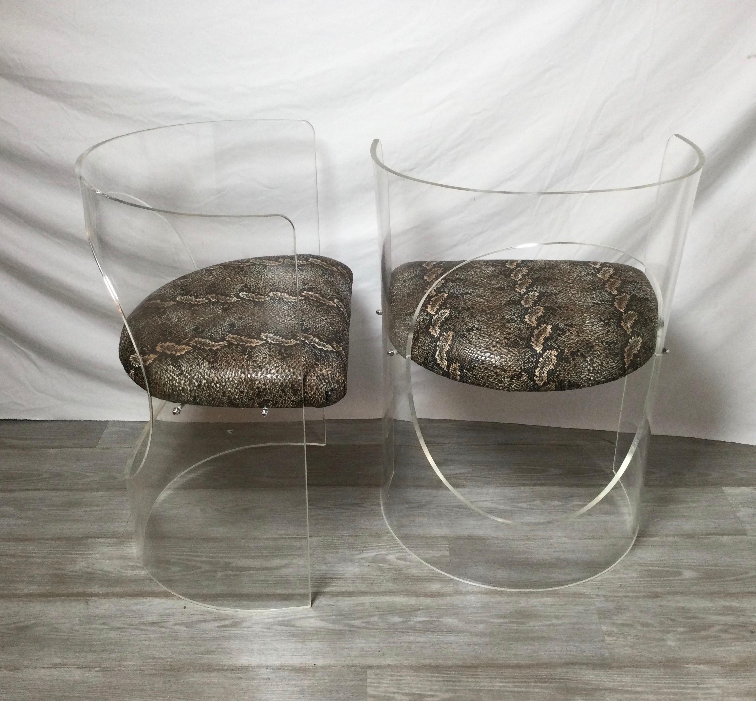 American Pair of Midcentury Lucite Chairs For Sale