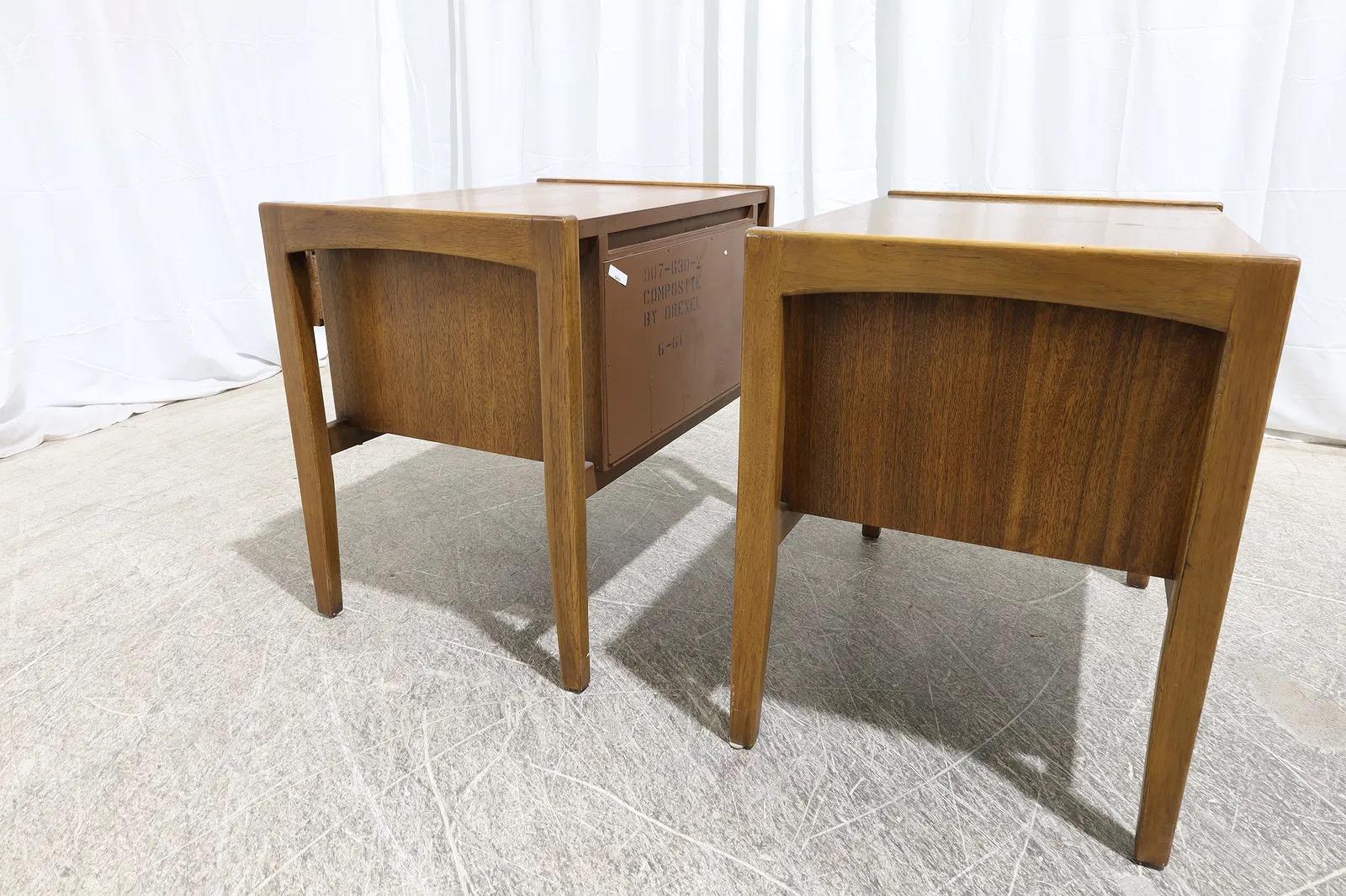 A Pair of Mid Century Modern 2 Drawer Walnut Night Stands by Drexel For Sale 5