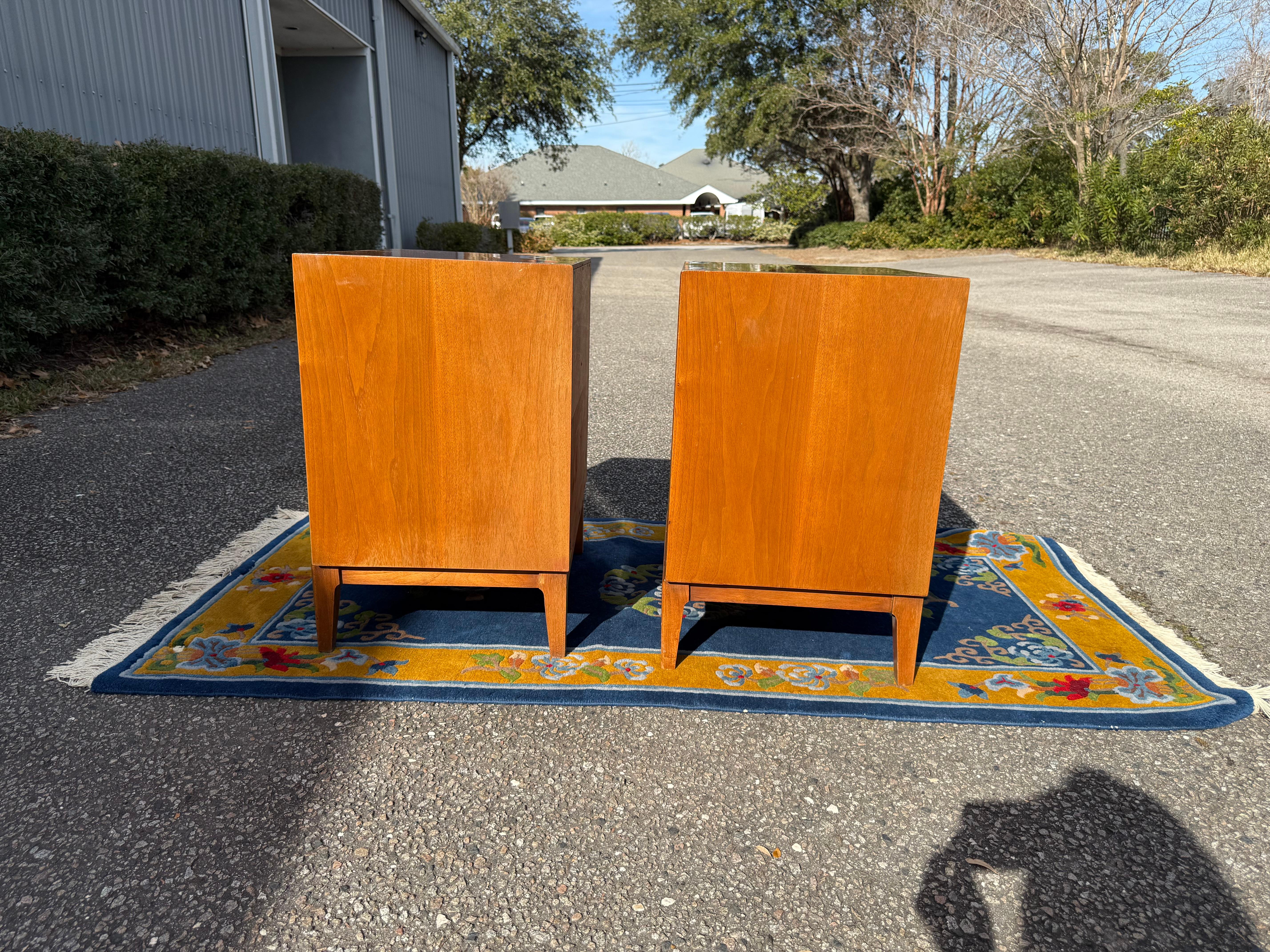 Satinwood A pair of Mid-Century Modern 3 Drawer Sculptural Nightstands