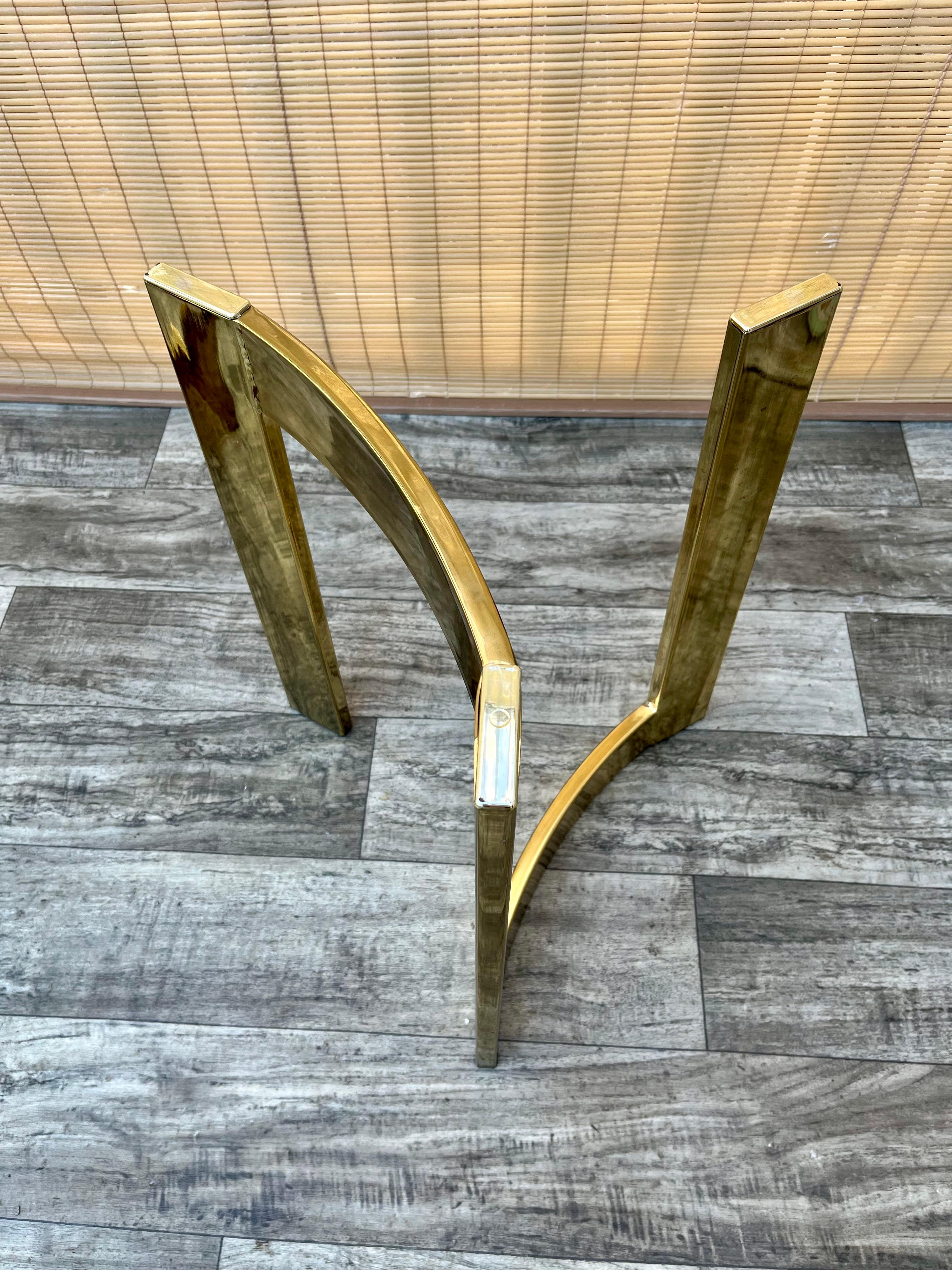 A Pair of Mid Century Modern Brass Tables in the Milo Baughman Style. C. 1970s 10