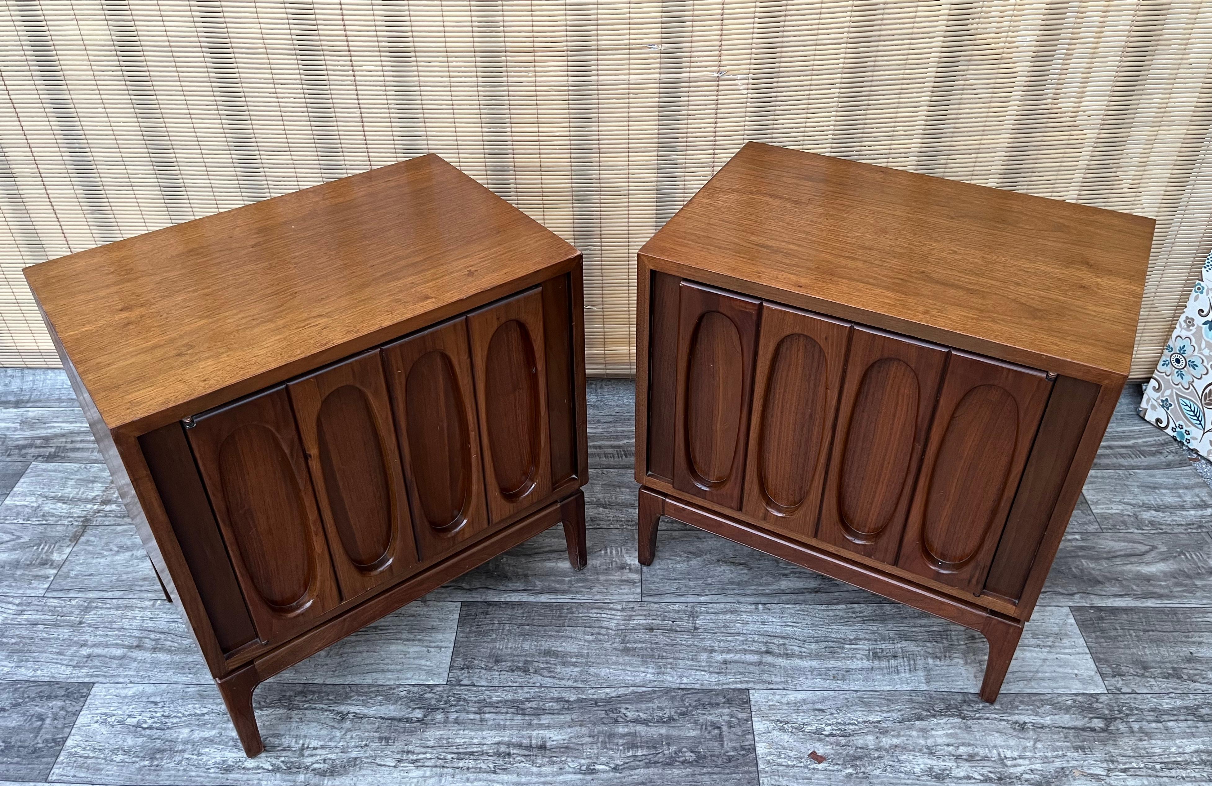 American A Pair of Mid Century Modern Brutalist Inspired Nightstands. Circa 1960s. For Sale