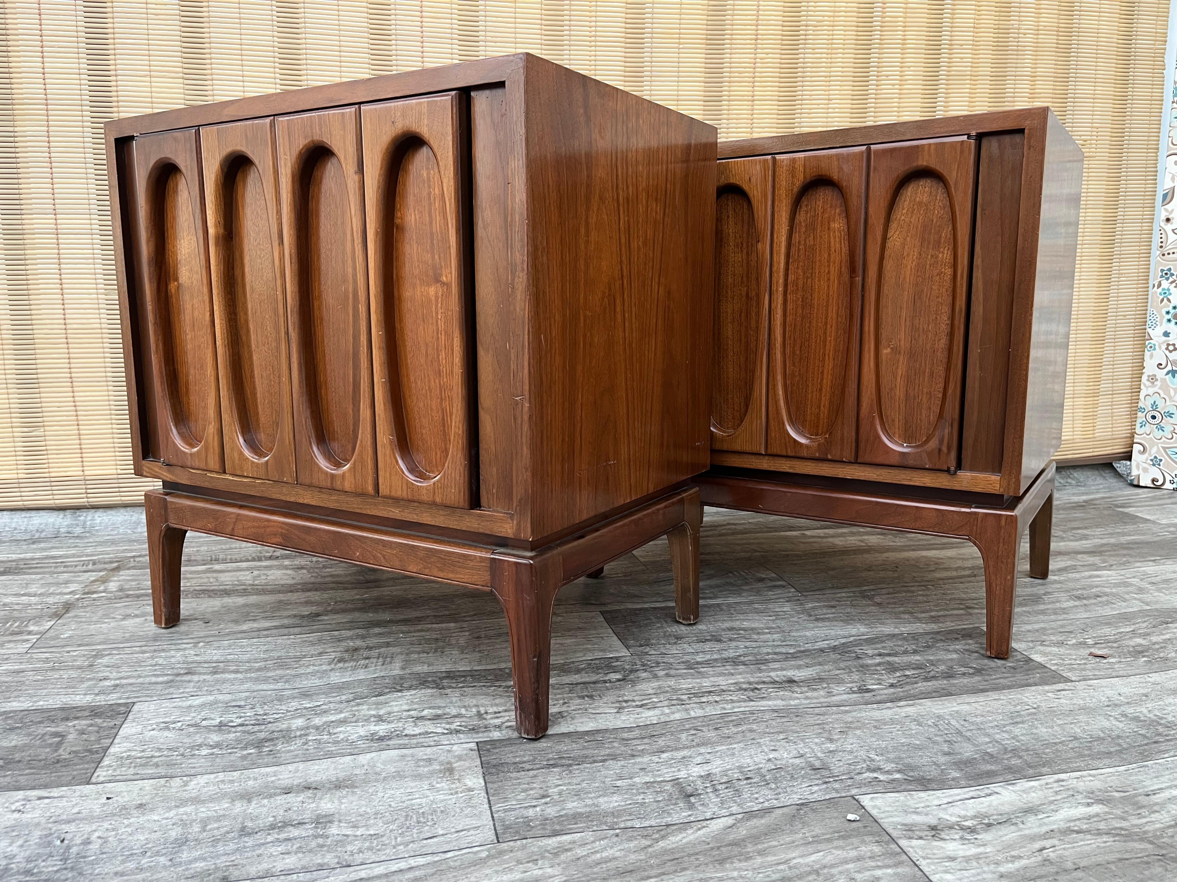 Walnut A Pair of Mid Century Modern Brutalist Inspired Nightstands. Circa 1960s. For Sale