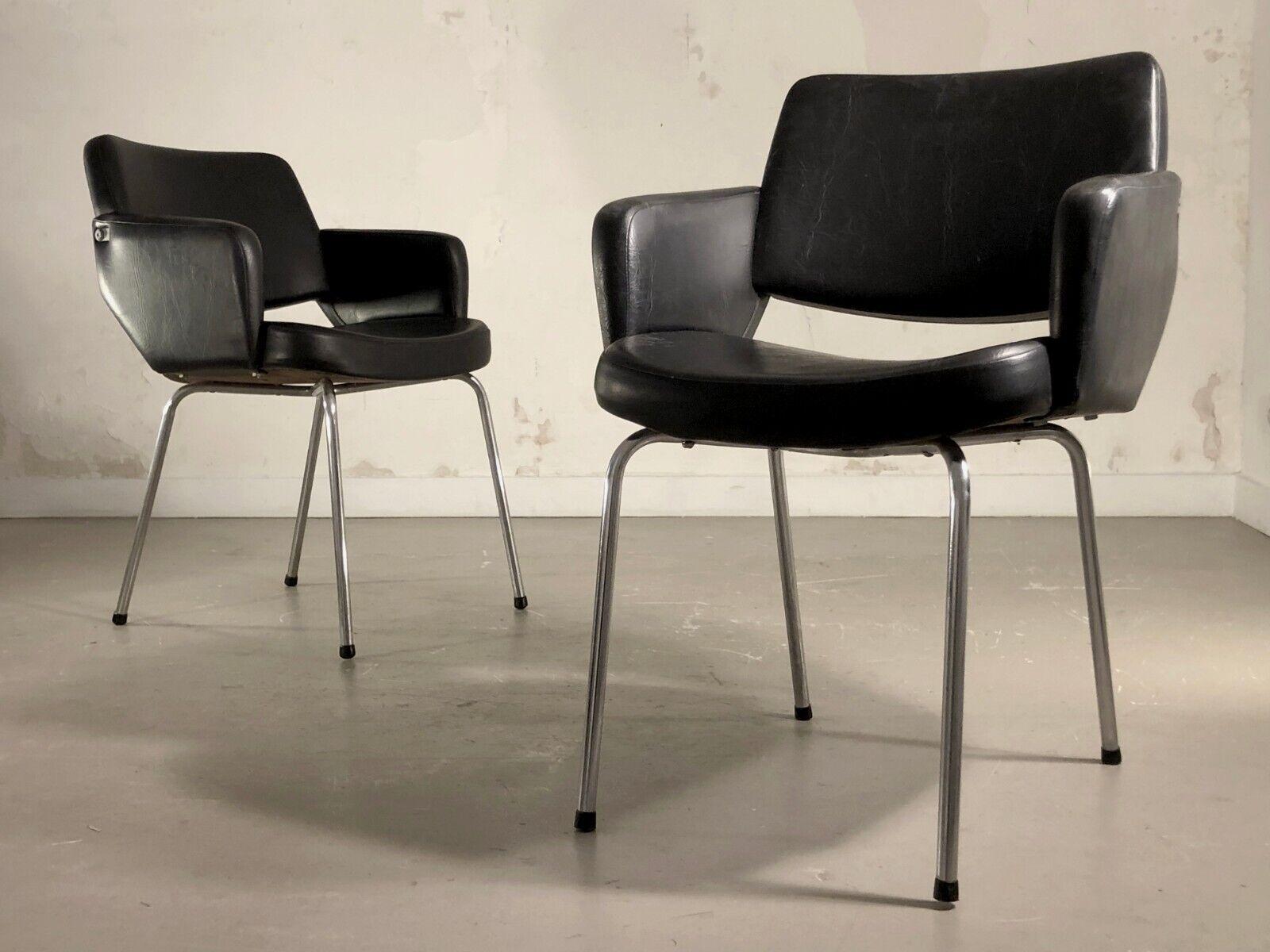A Pair of MID-CENTURY-MODERN CHAIRS in ARP / MOTTE / GUARICHE Style, France 1950 For Sale 2