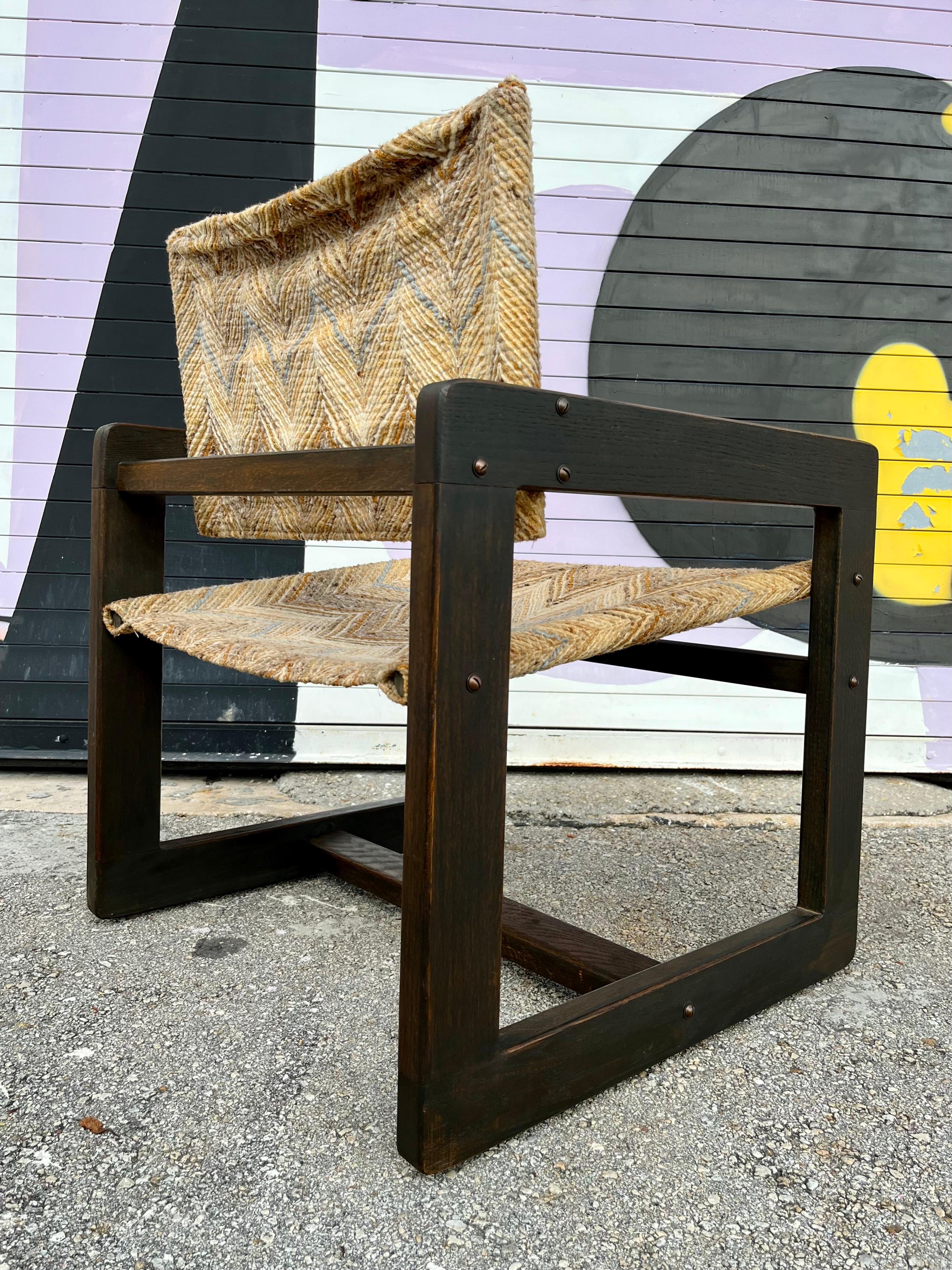 A Pair of Mid Century Modern Cube Lounge Chairs. Circa 1970s For Sale 3