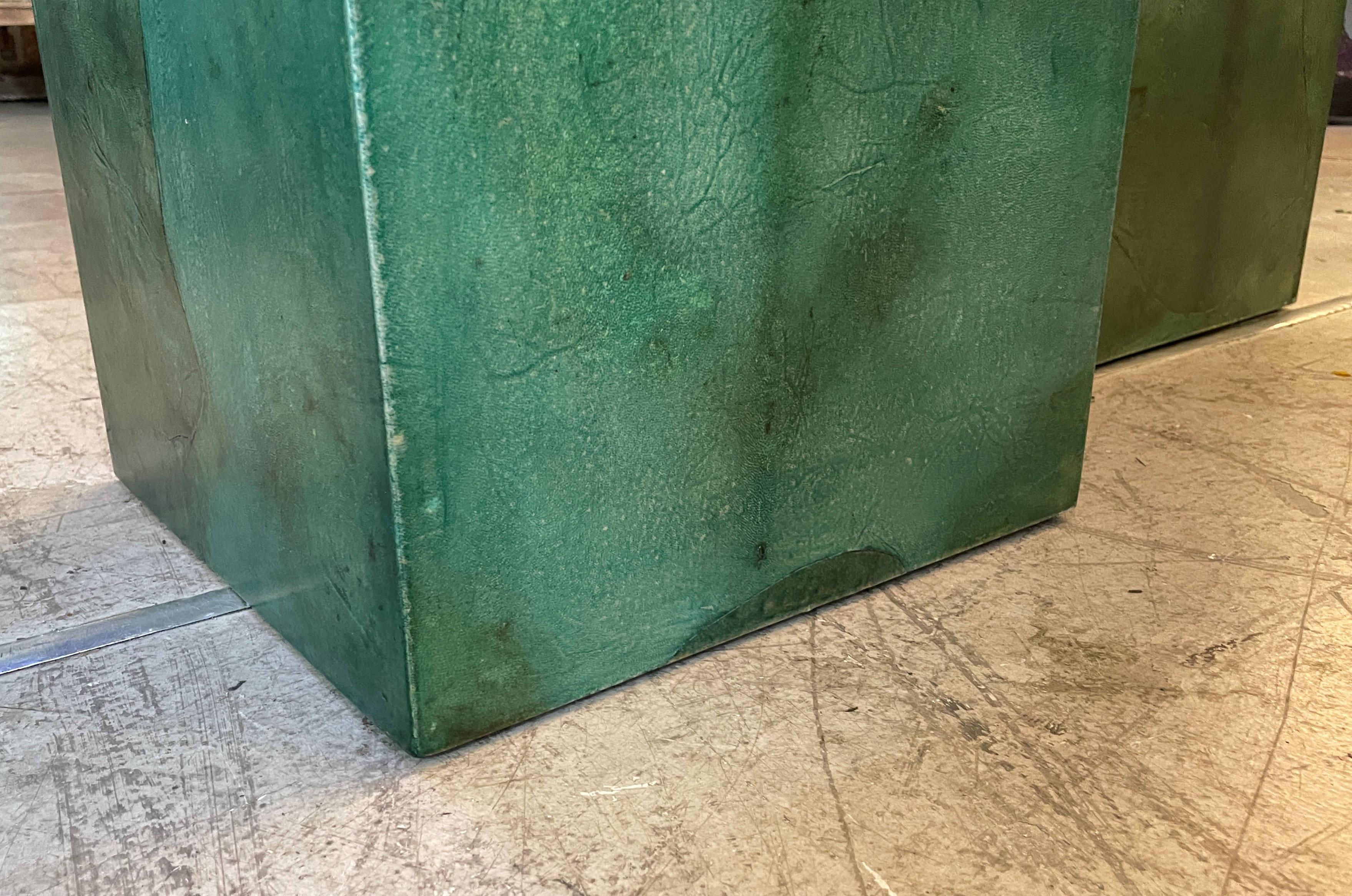 Pair of Mid-Century Modern Green Parchment Pedestals For Sale 7