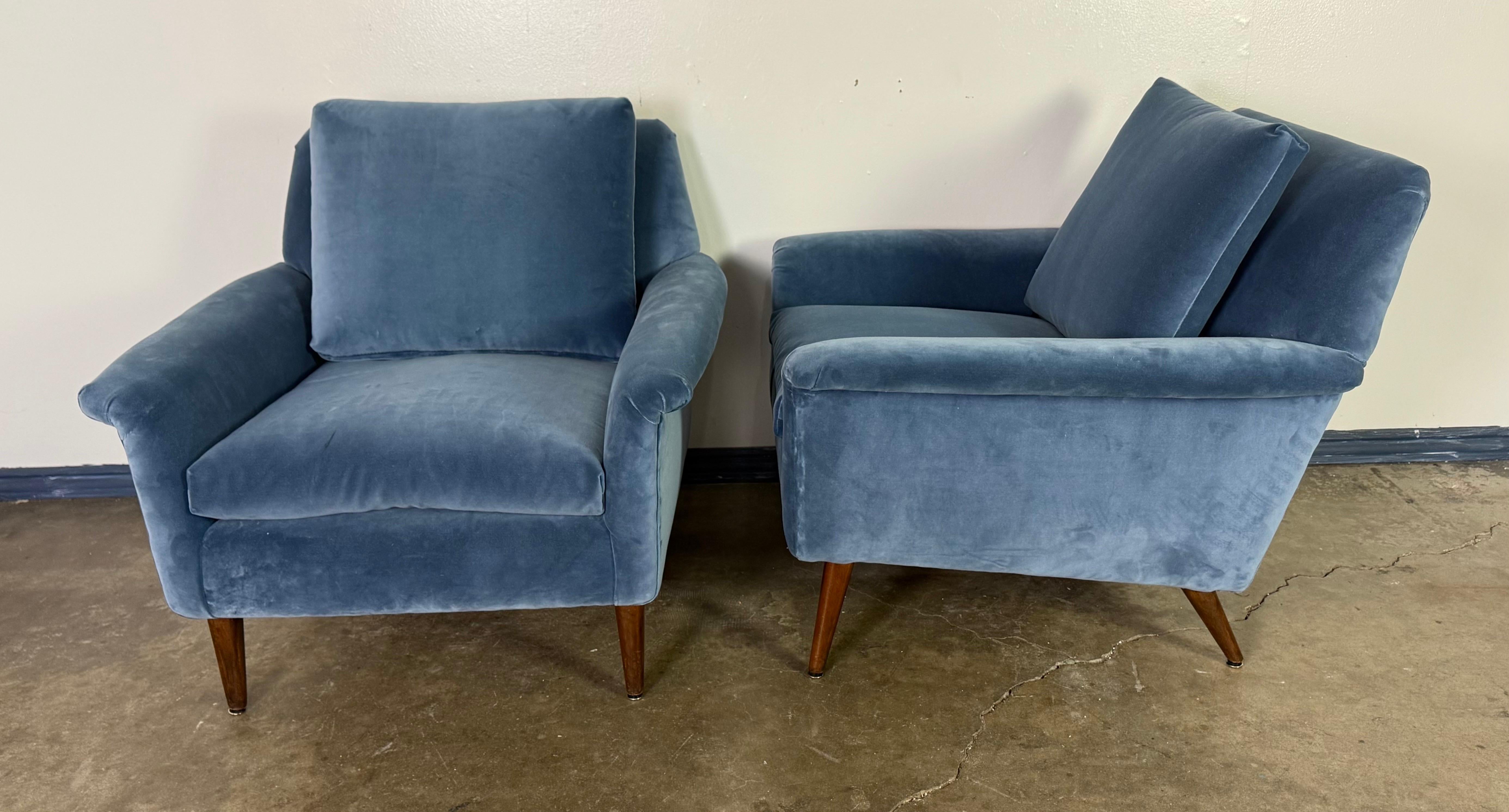 Mid-20th Century A pair of Mid-Century Modern lounge chairs designed by Folke Ohlsson For Sale