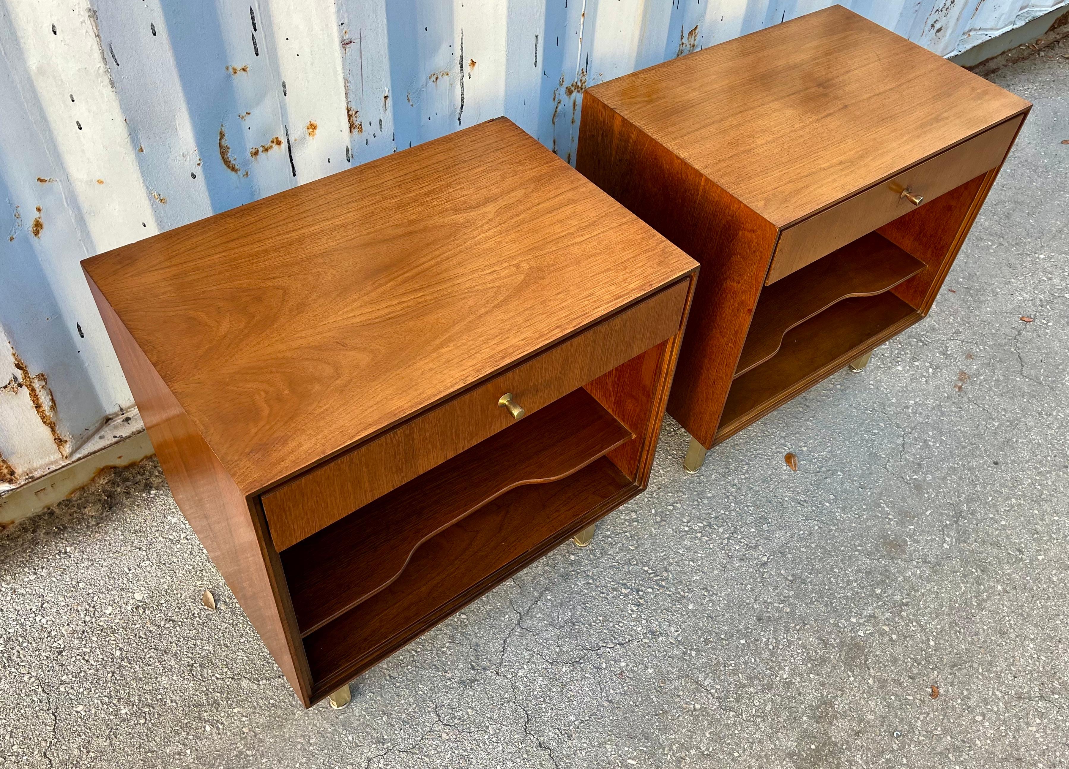 Anodized A Pair of Mid Century Modern Nightstands by John Stuart. Circa 1960s For Sale