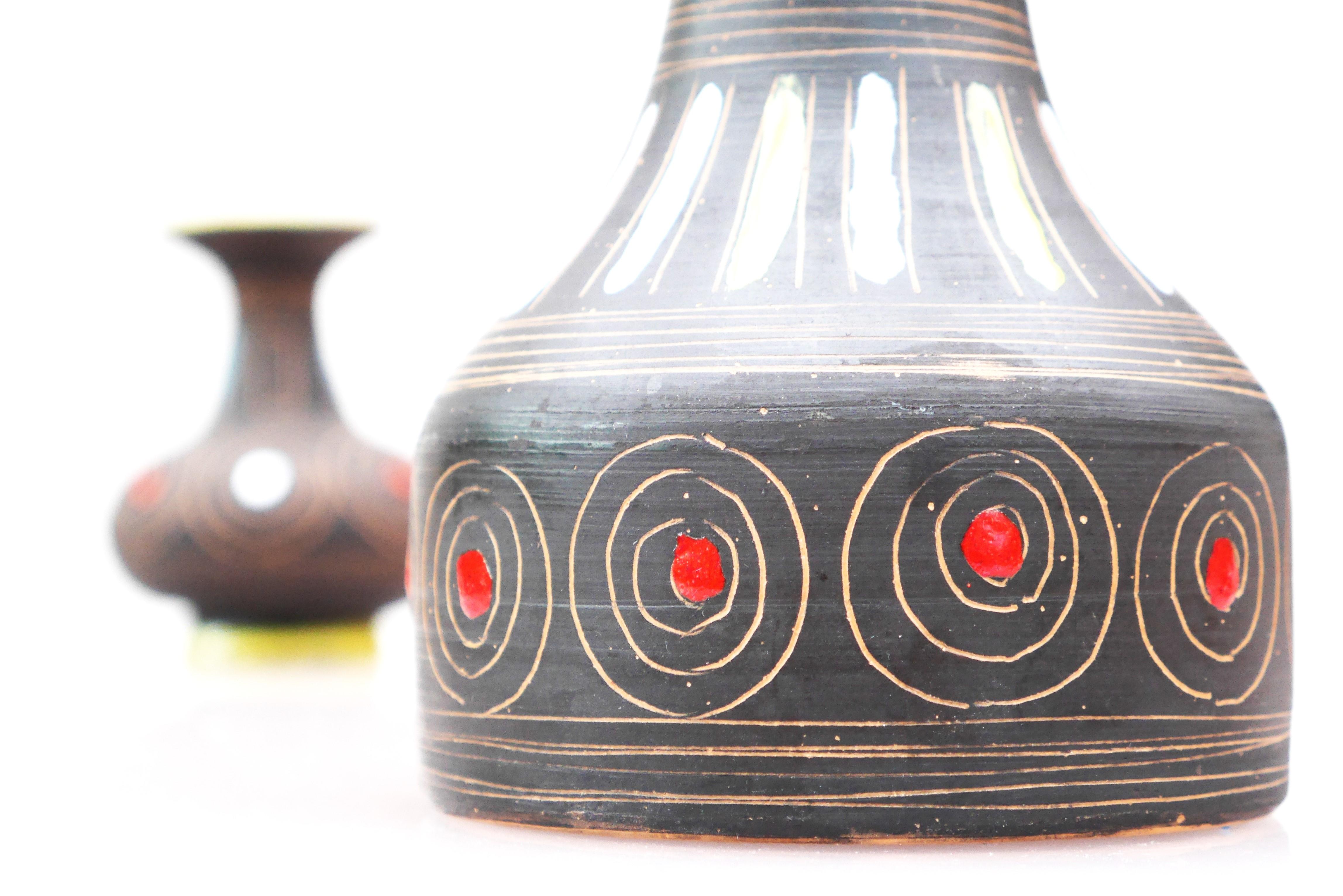 A pair of Mid-century modern pottery vases, by Fratelli Fanciullacci , Italy. 4
