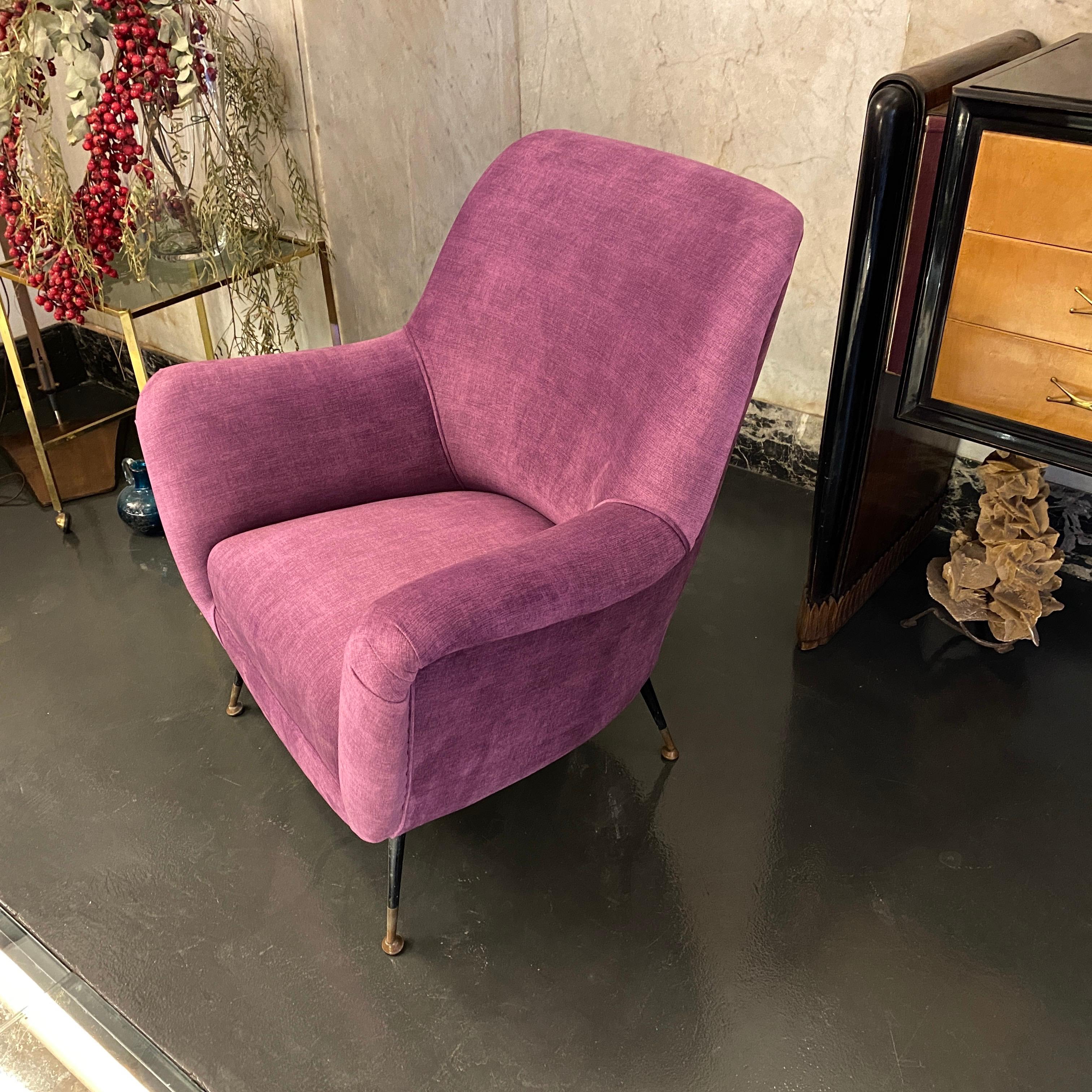 Pair of Mid-Century Modern Purple Velvet and Brass Italian Armchairs, circa 1960 8