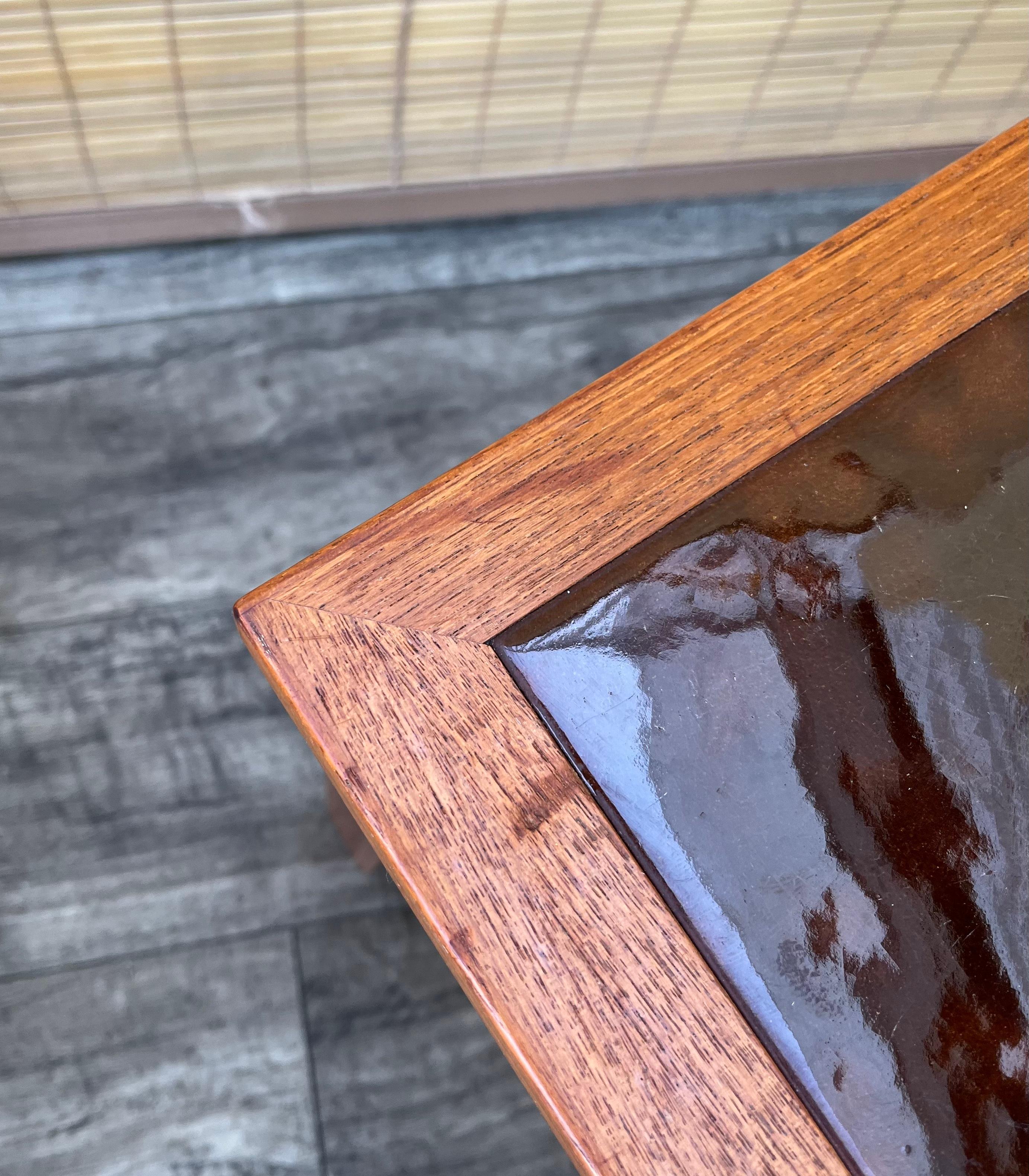 Paire de tables d'appoint The Moderns par Moluna Møbler, Danemark Circa 1970 en vente 4
