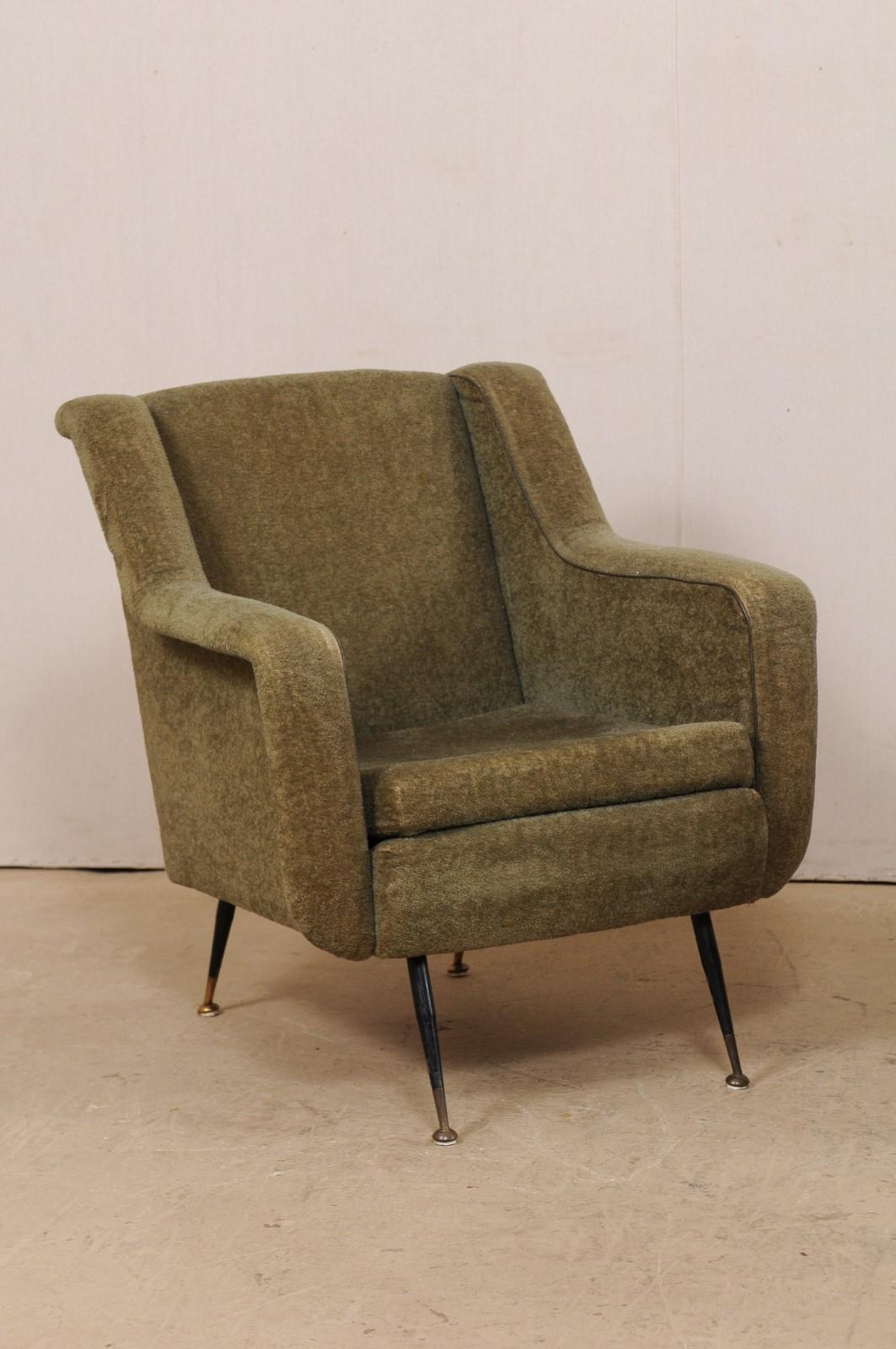 Italian Pair of Mid-Century Modern Upholstered Club Chairs from Italy with Iron Legs